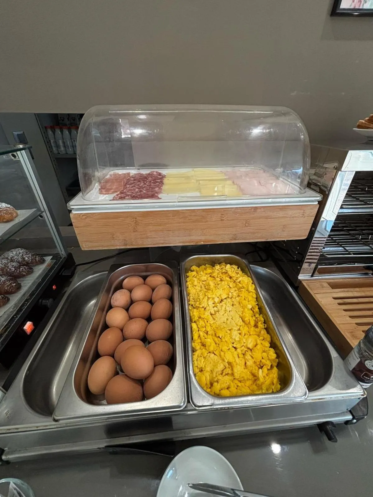 Breakfast in Medea Resort