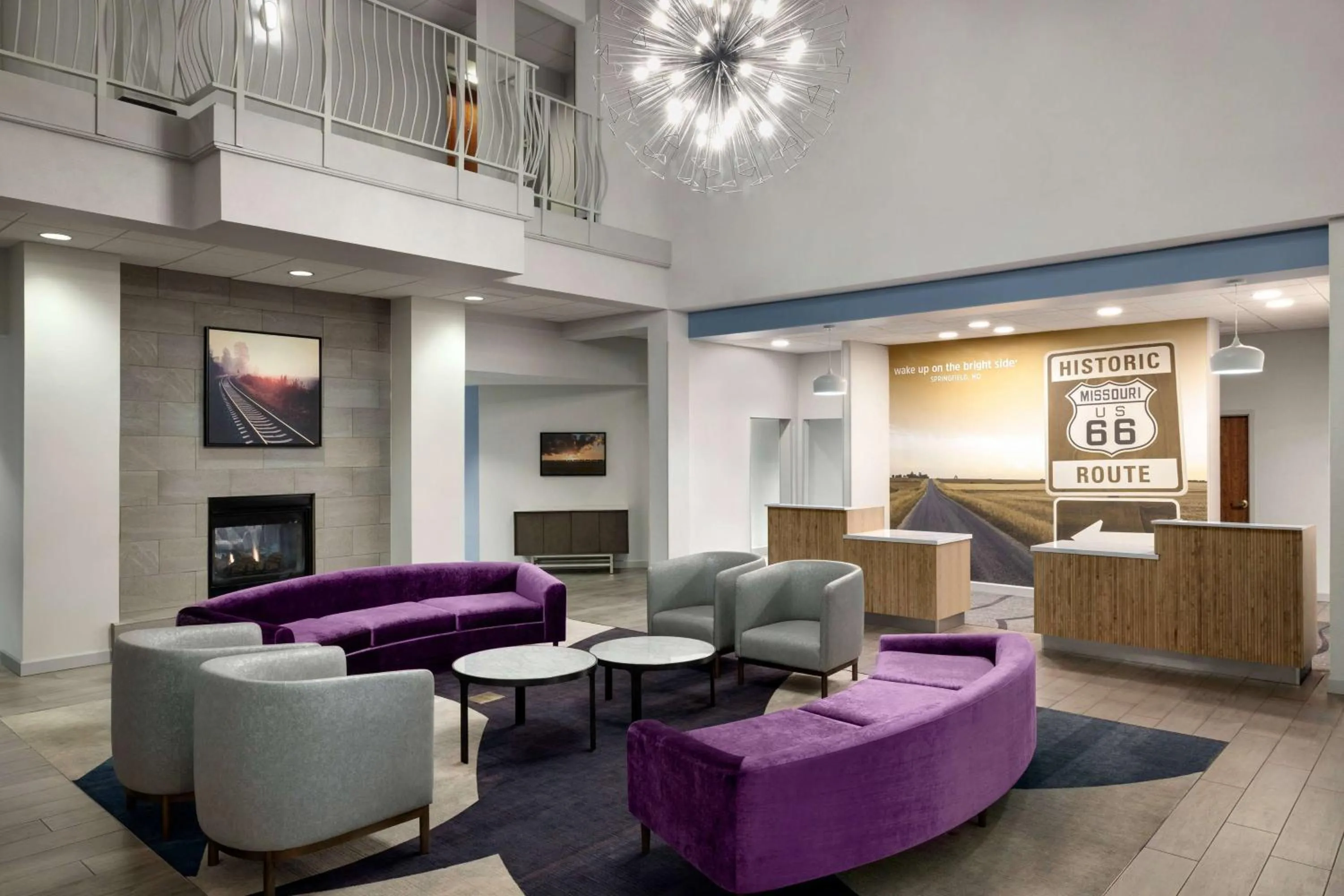 Lobby or reception in La Quinta by Wyndham Springfield Airport Plaza