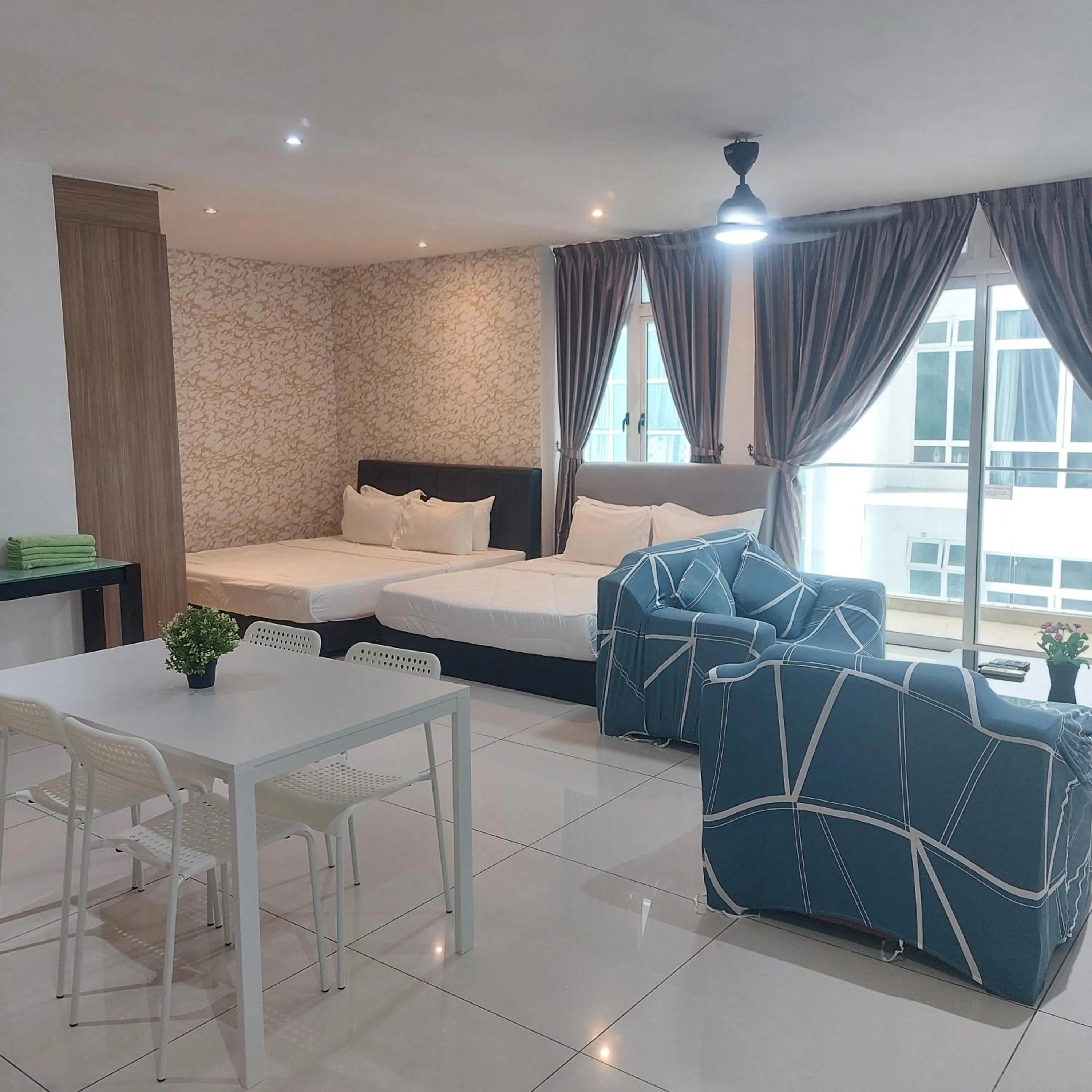 Bed in KSL City Mall D'esplanade By Summer