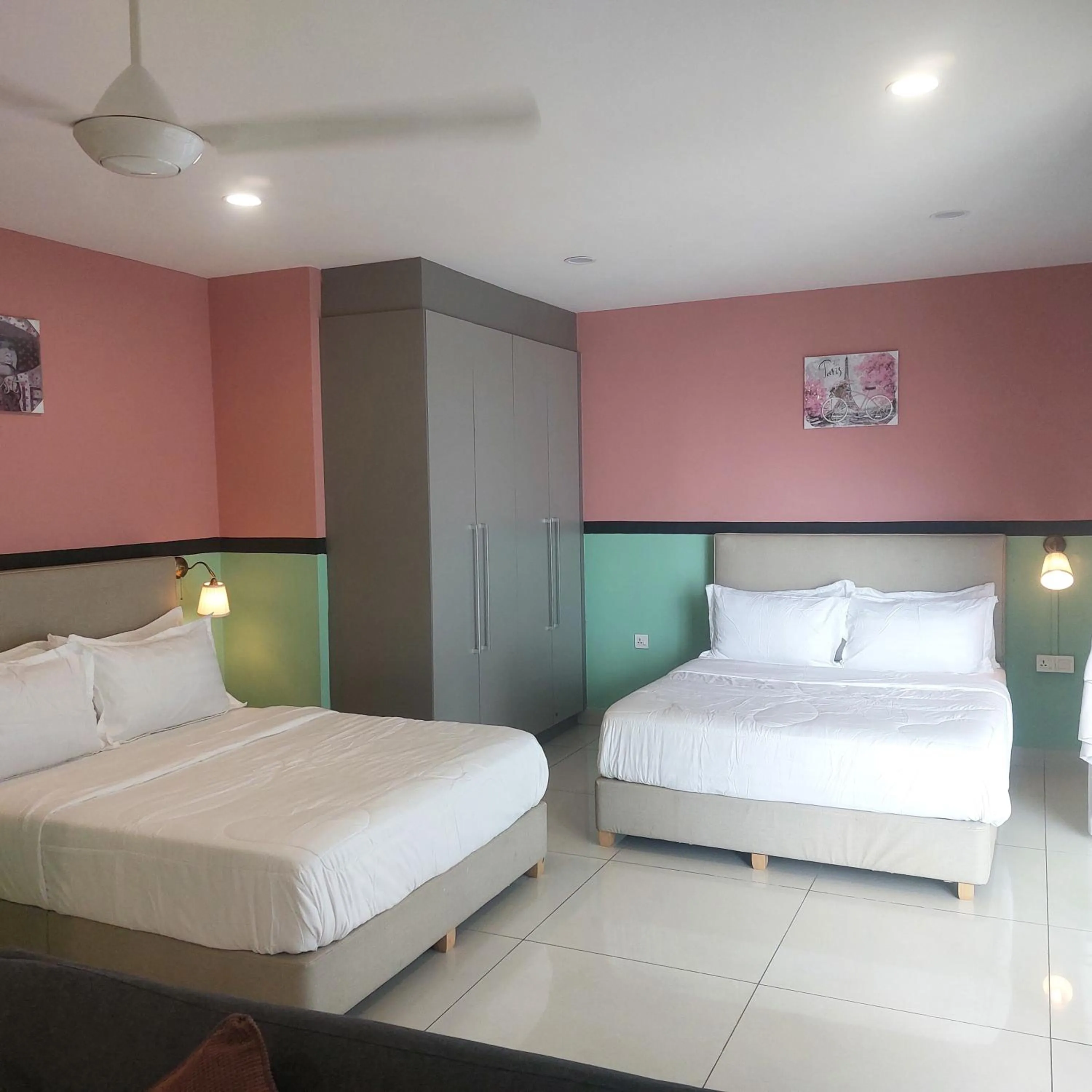 Bed in KSL City Mall D'esplanade By Summer