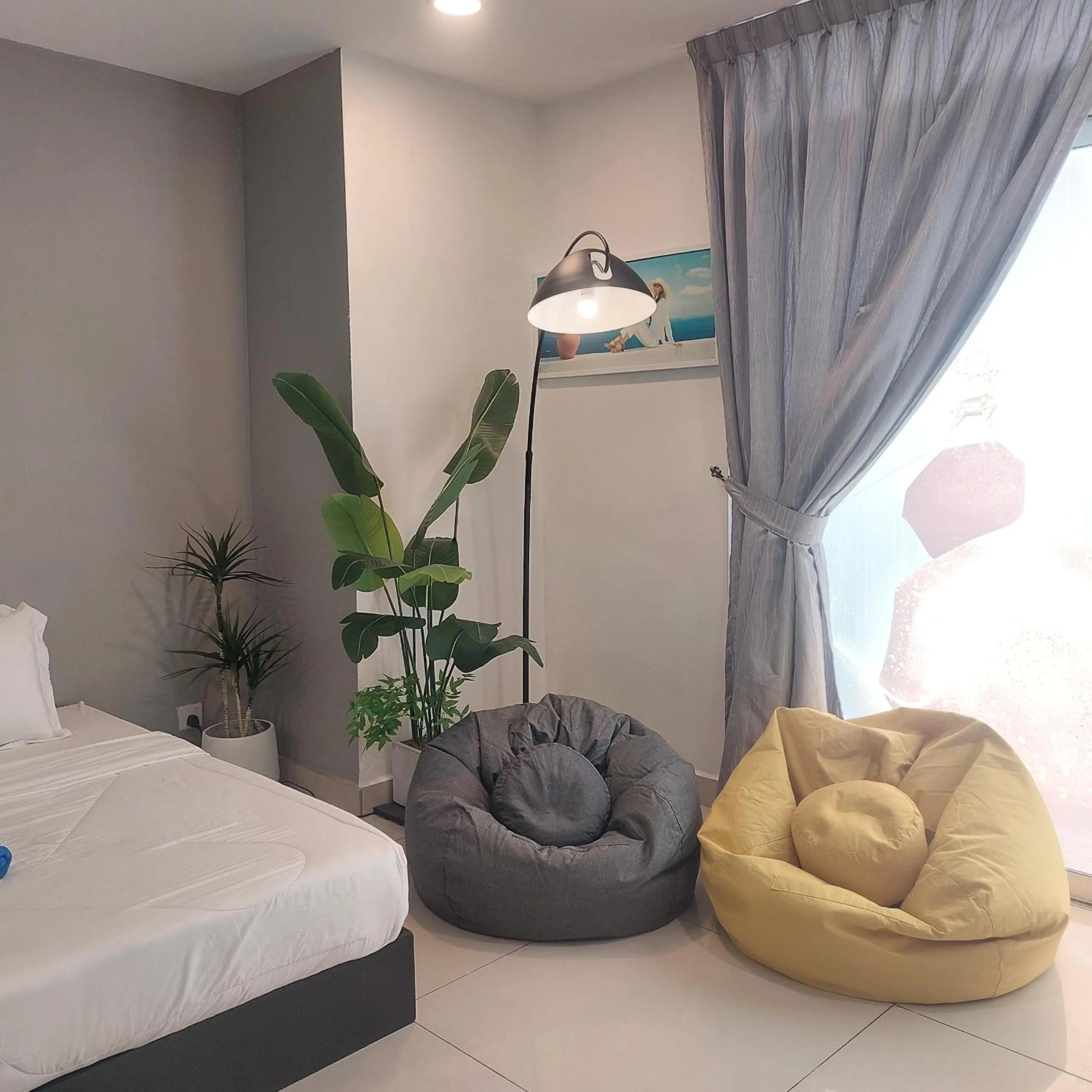 Bed in KSL City Mall D'esplanade By Summer