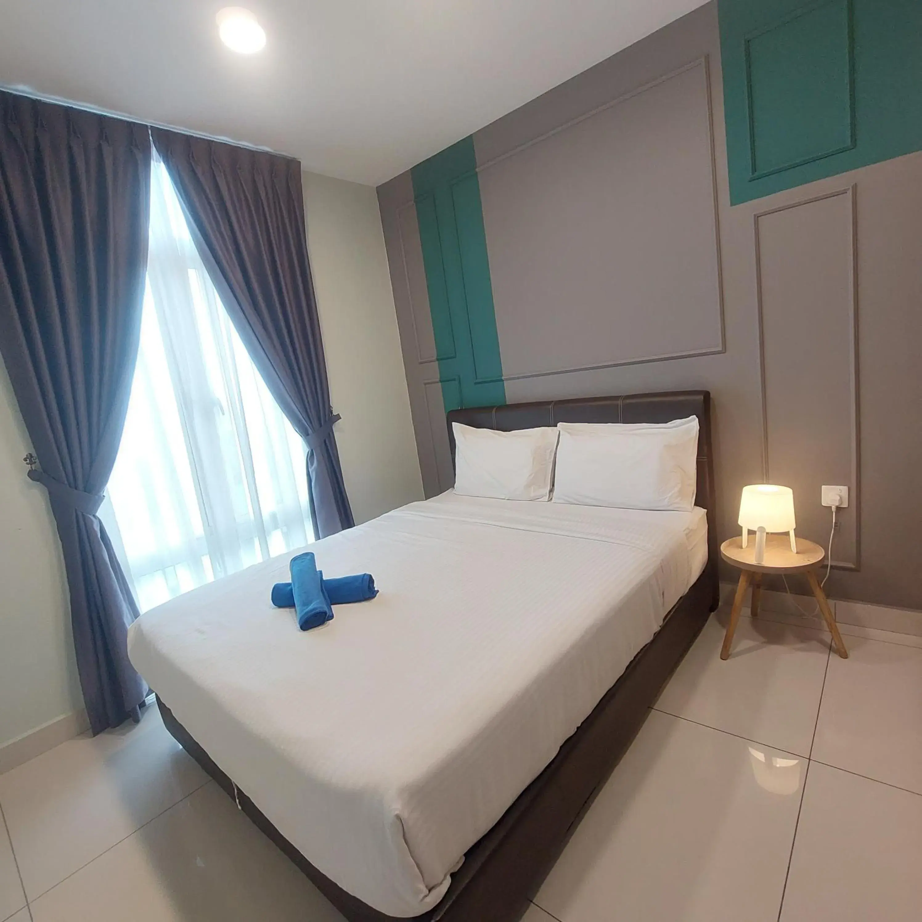 Bed in KSL City Mall D'esplanade By Summer Bed in KSL City Mall D'esplanade By Summer