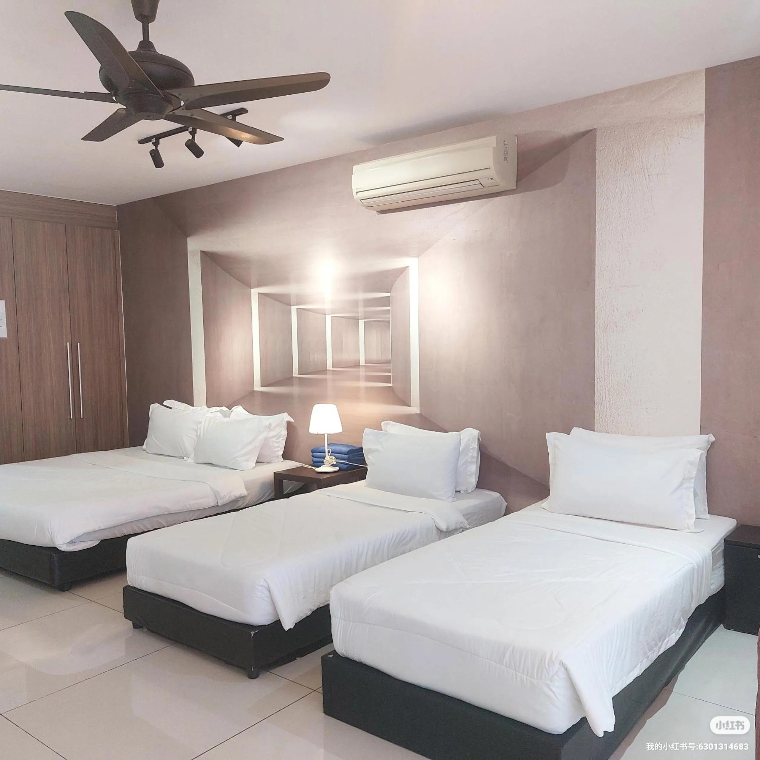 Bed in KSL City Mall D'esplanade By Summer