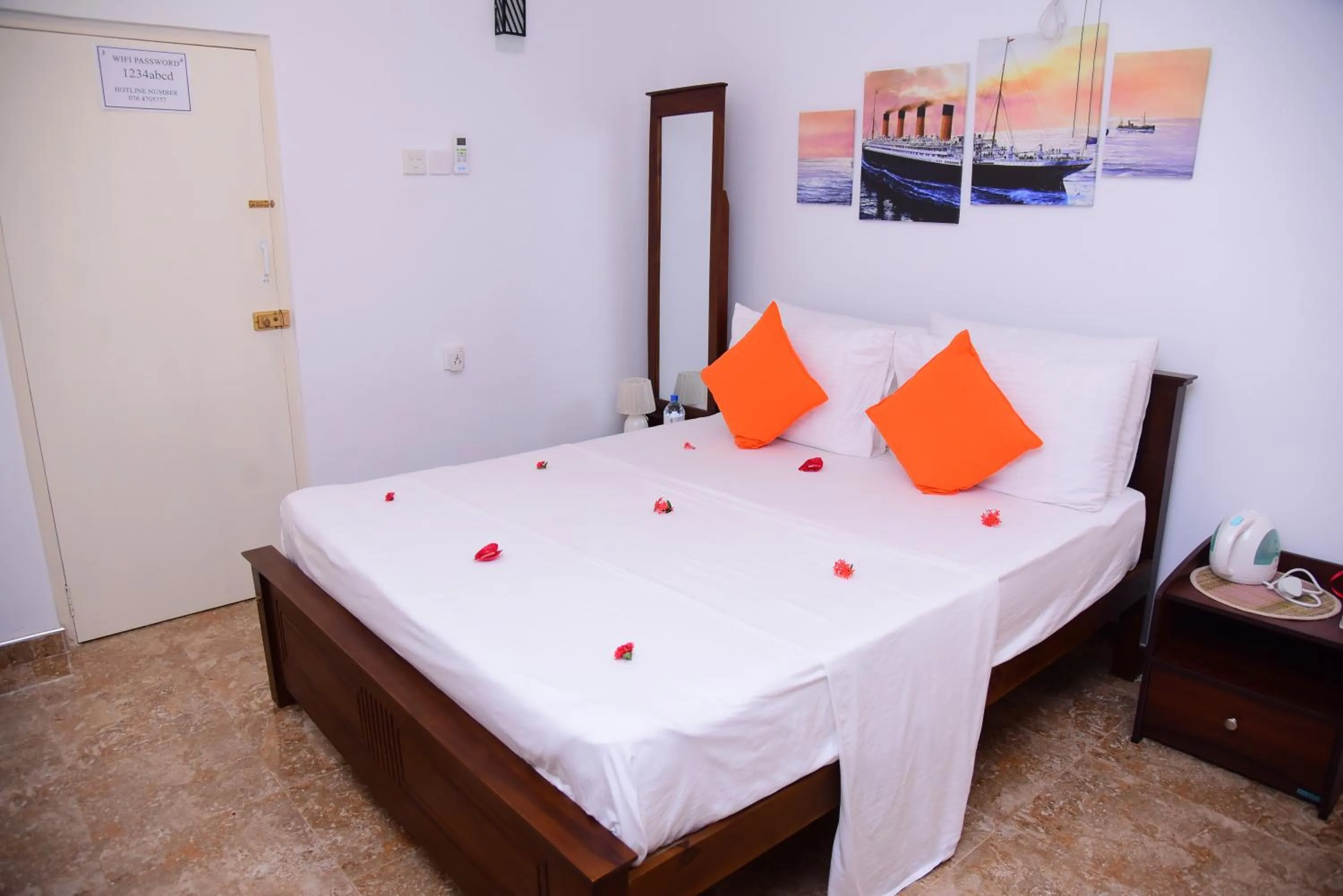 Bed in White Villa Airport Transit Hotel