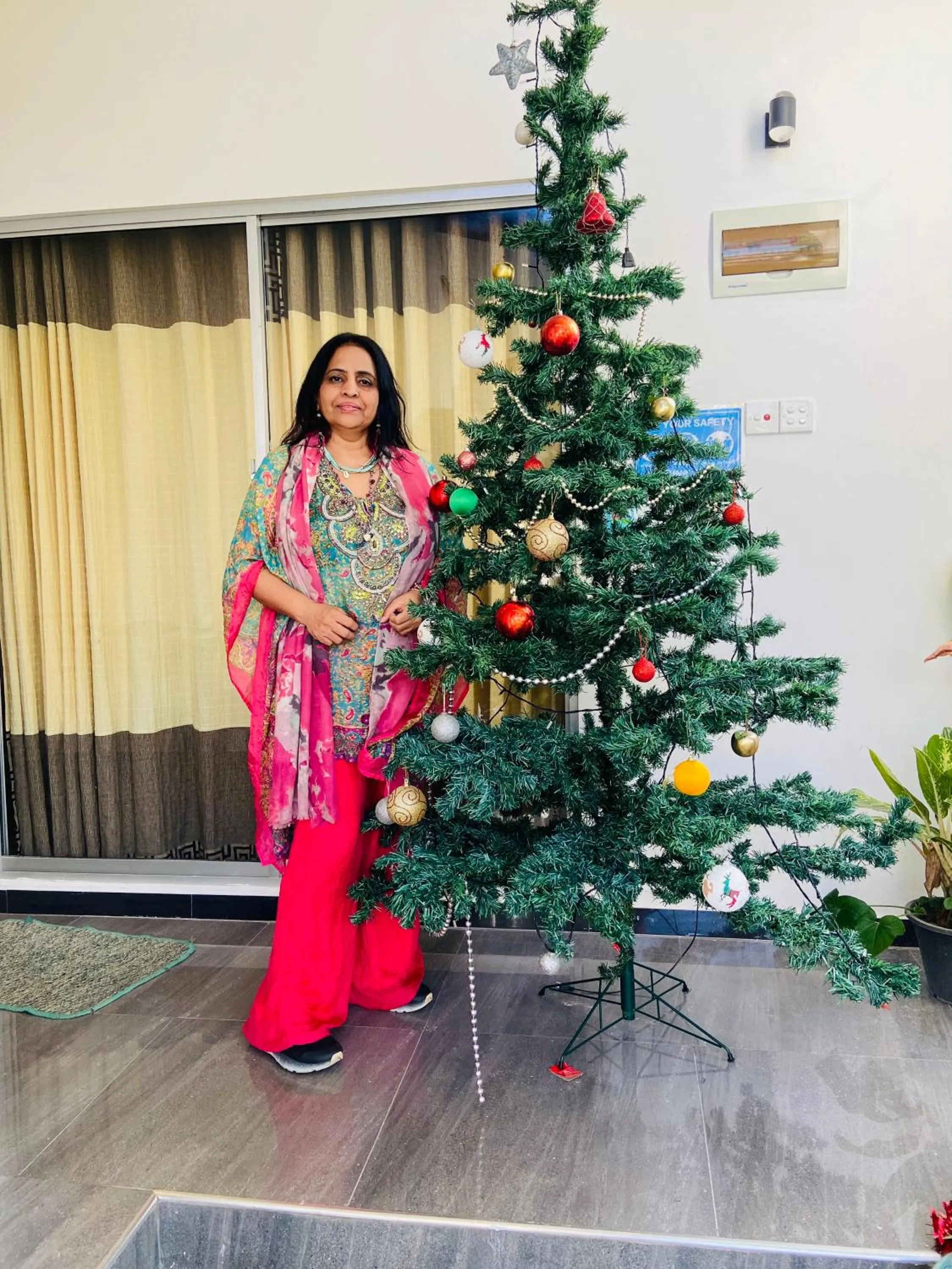 Property building in White Villa Airport Transit Hotel