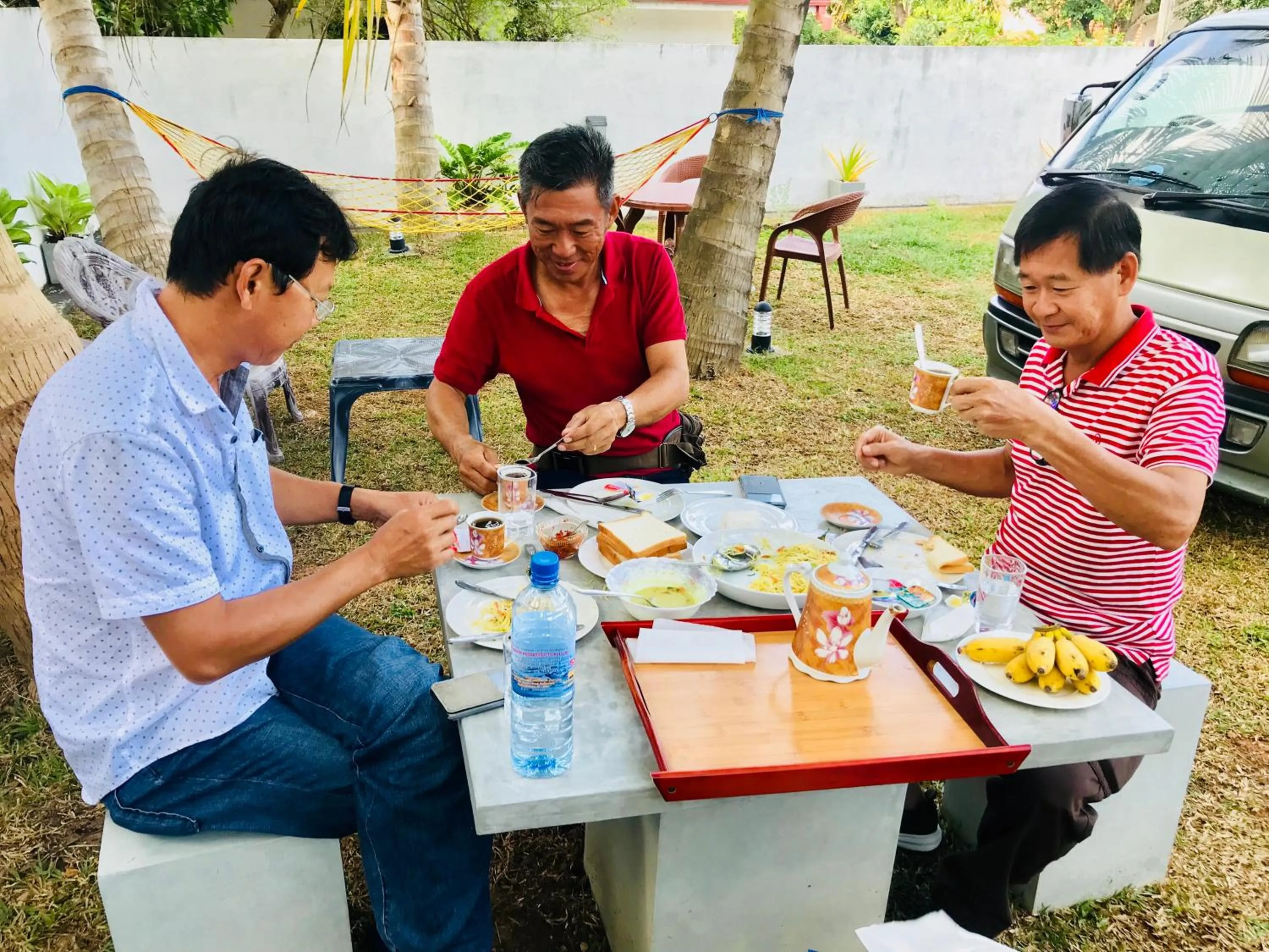 Asian breakfast in White Villa Airport Transit Hotel