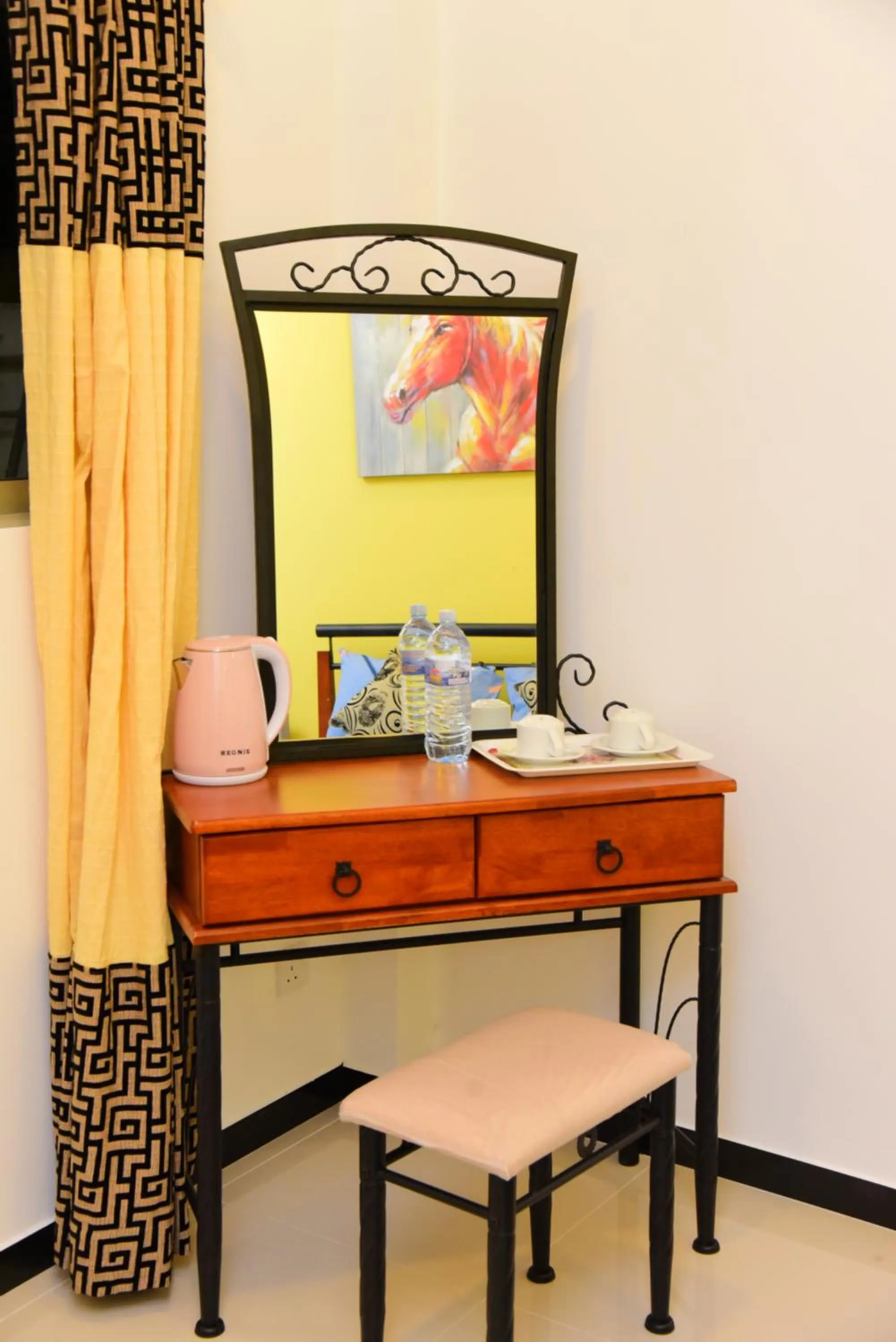 Bedroom in White Villa Airport Transit Hotel