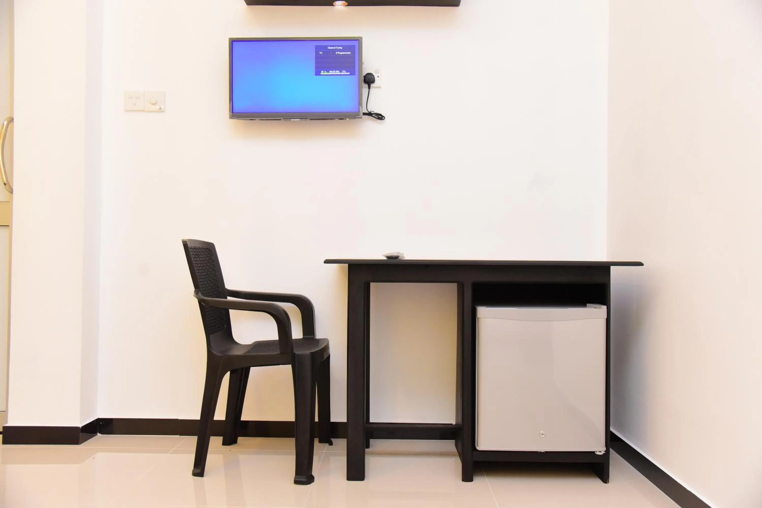 Bedroom in White Villa Airport Transit Hotel