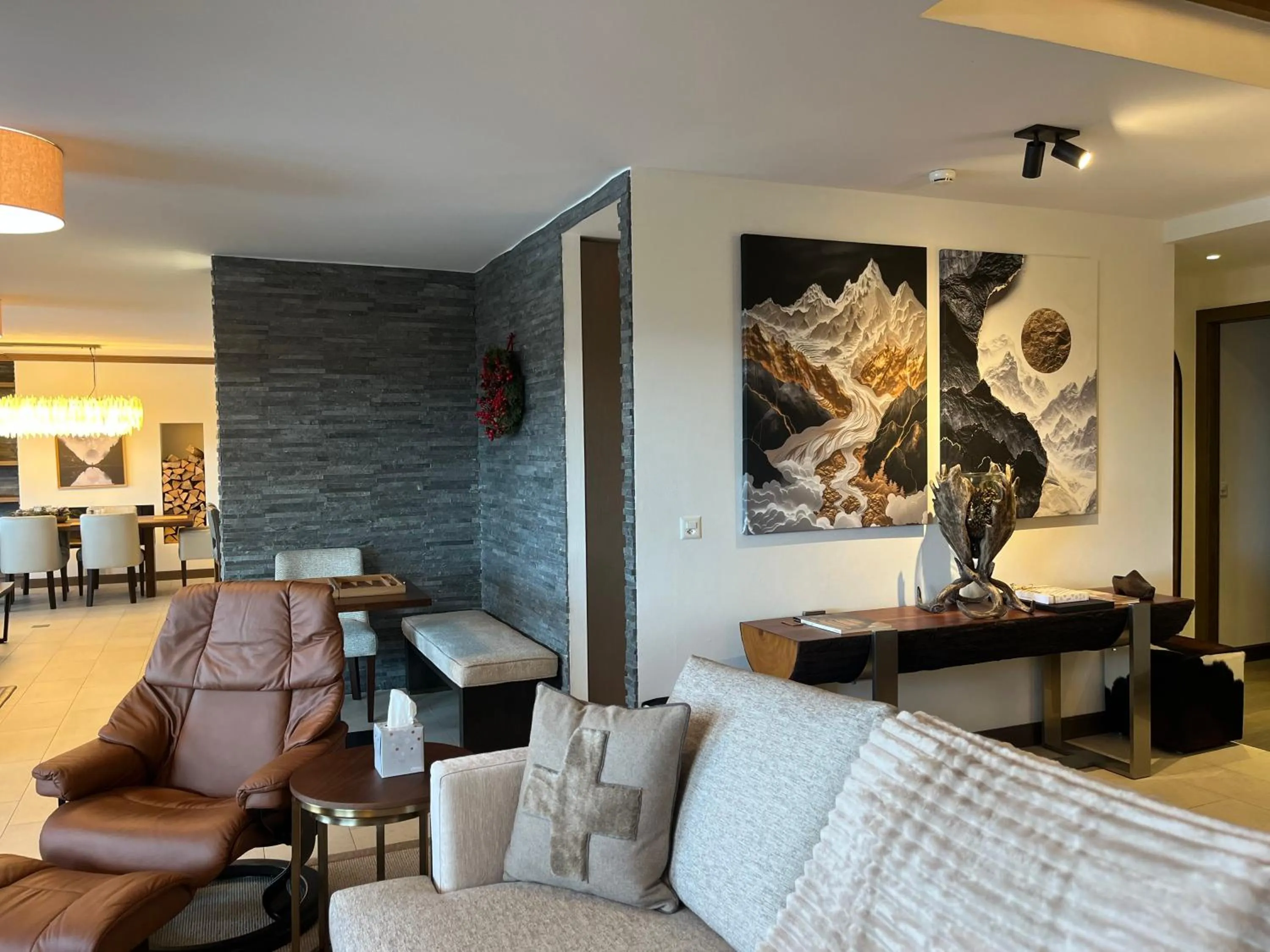 Living room in Chalet RoyAlp Hôtel & Spa