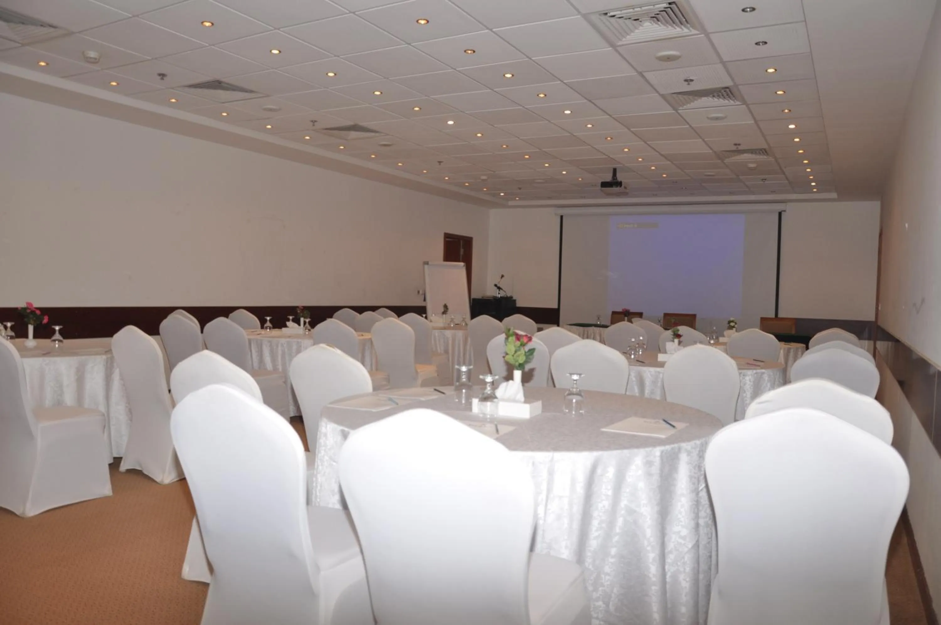 Banquet/Function facilities in Reef Al Malaz International Hotel by Al Azmy