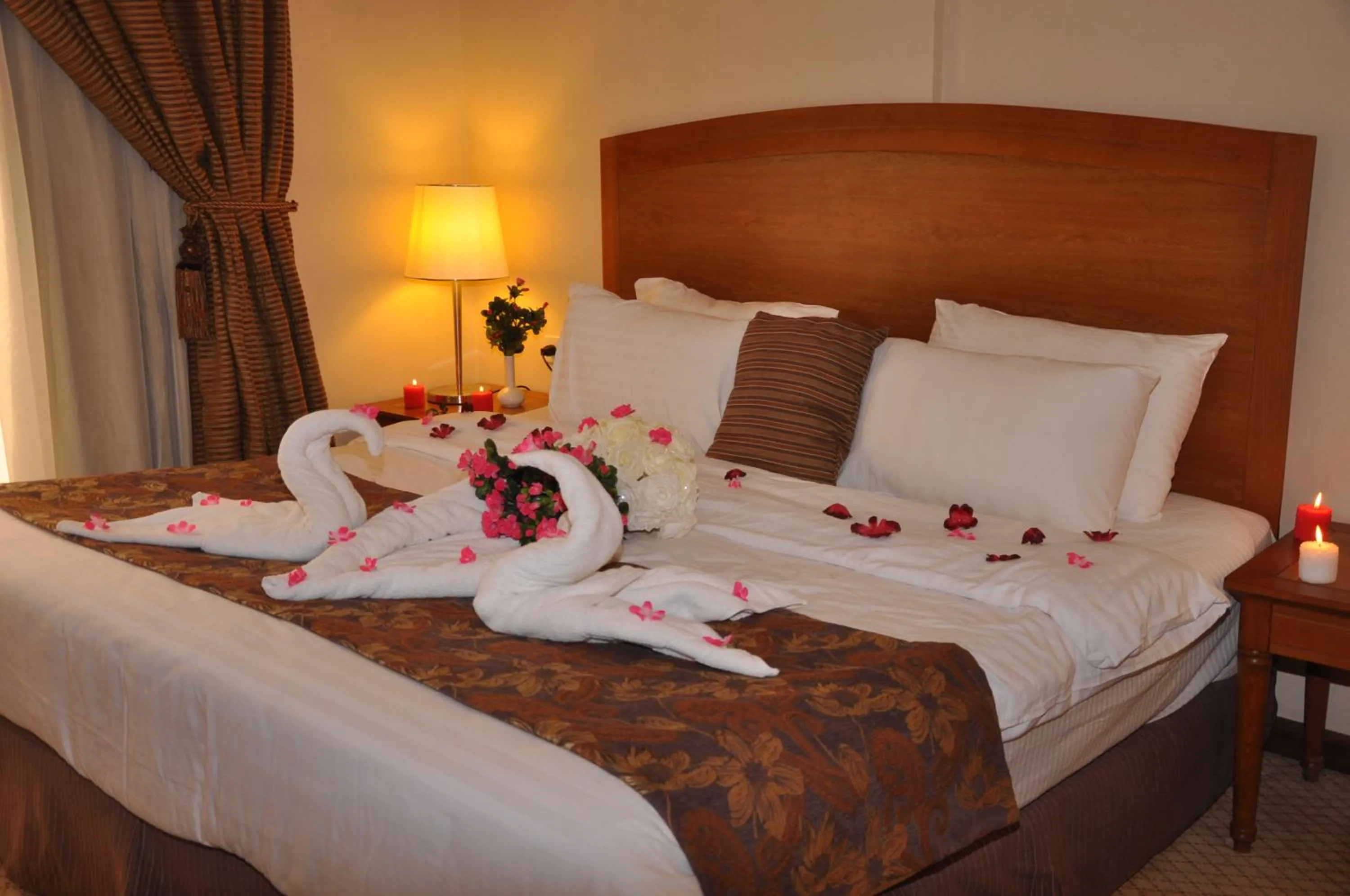 Bedroom, Bed in Reef Al Malaz International Hotel by Al Azmy