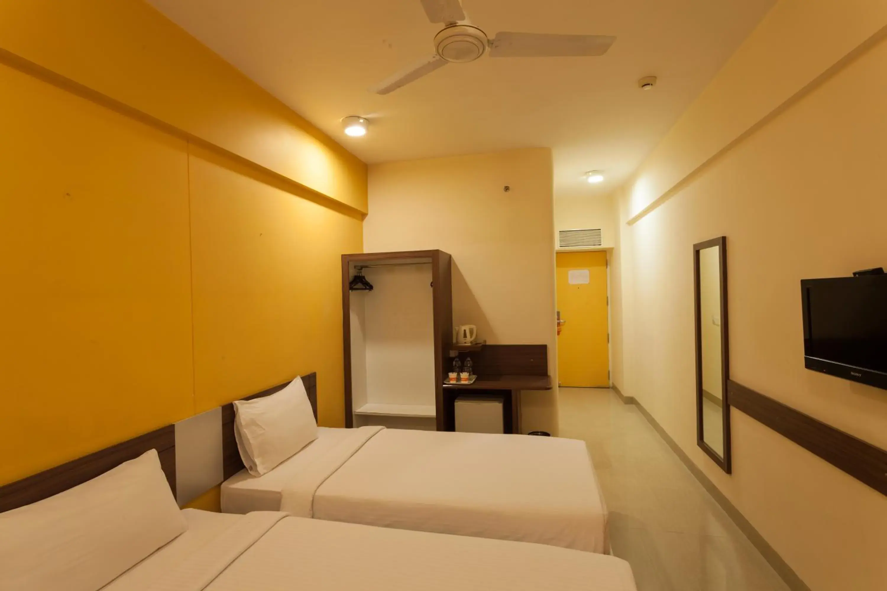 Photo of the whole room, Bed in Ginger Ahmedabad Vastrapur Photo of the whole room, Bed in Ginger Ahmedabad Vastrapur