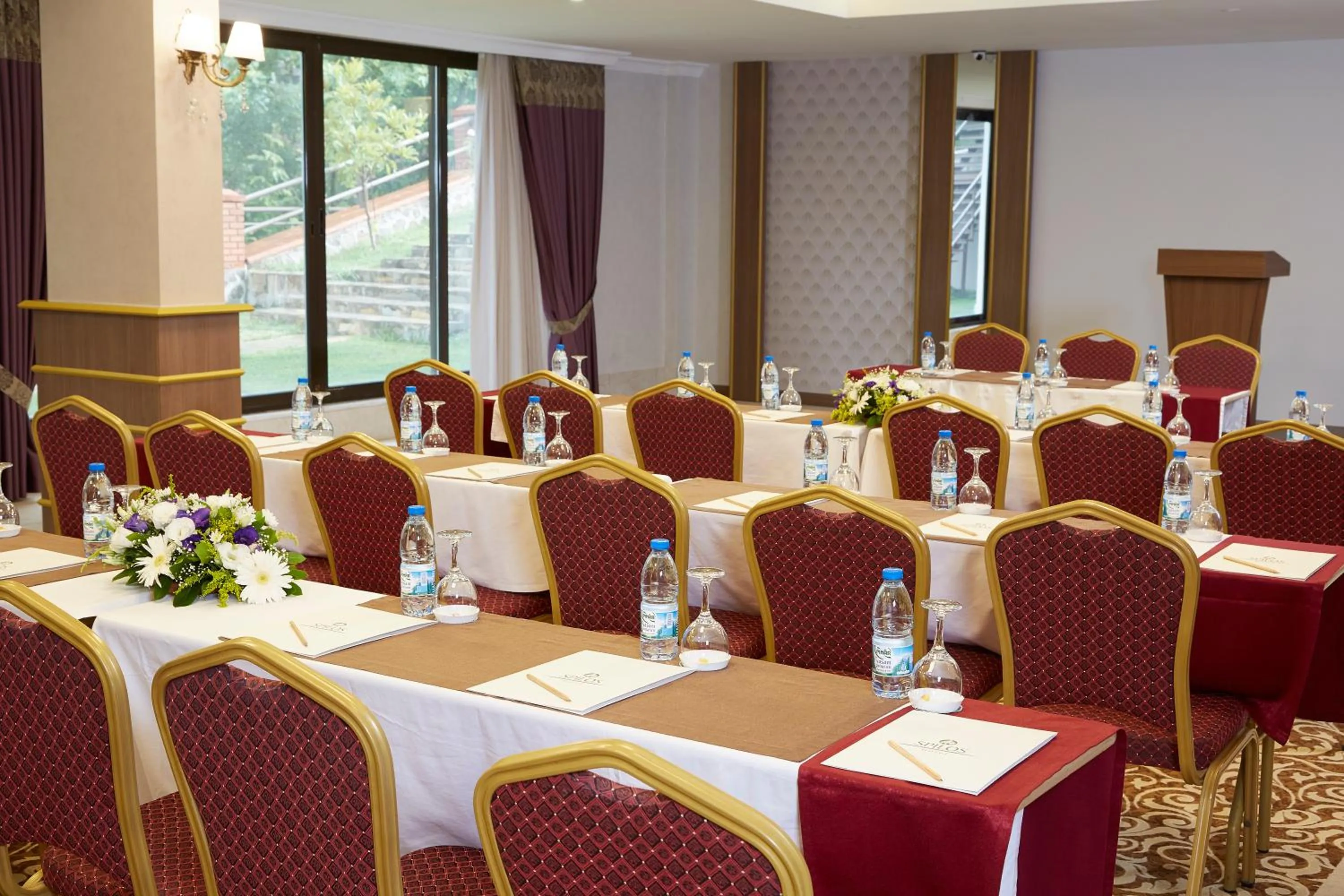 Meeting/conference room in Spilos Hotel