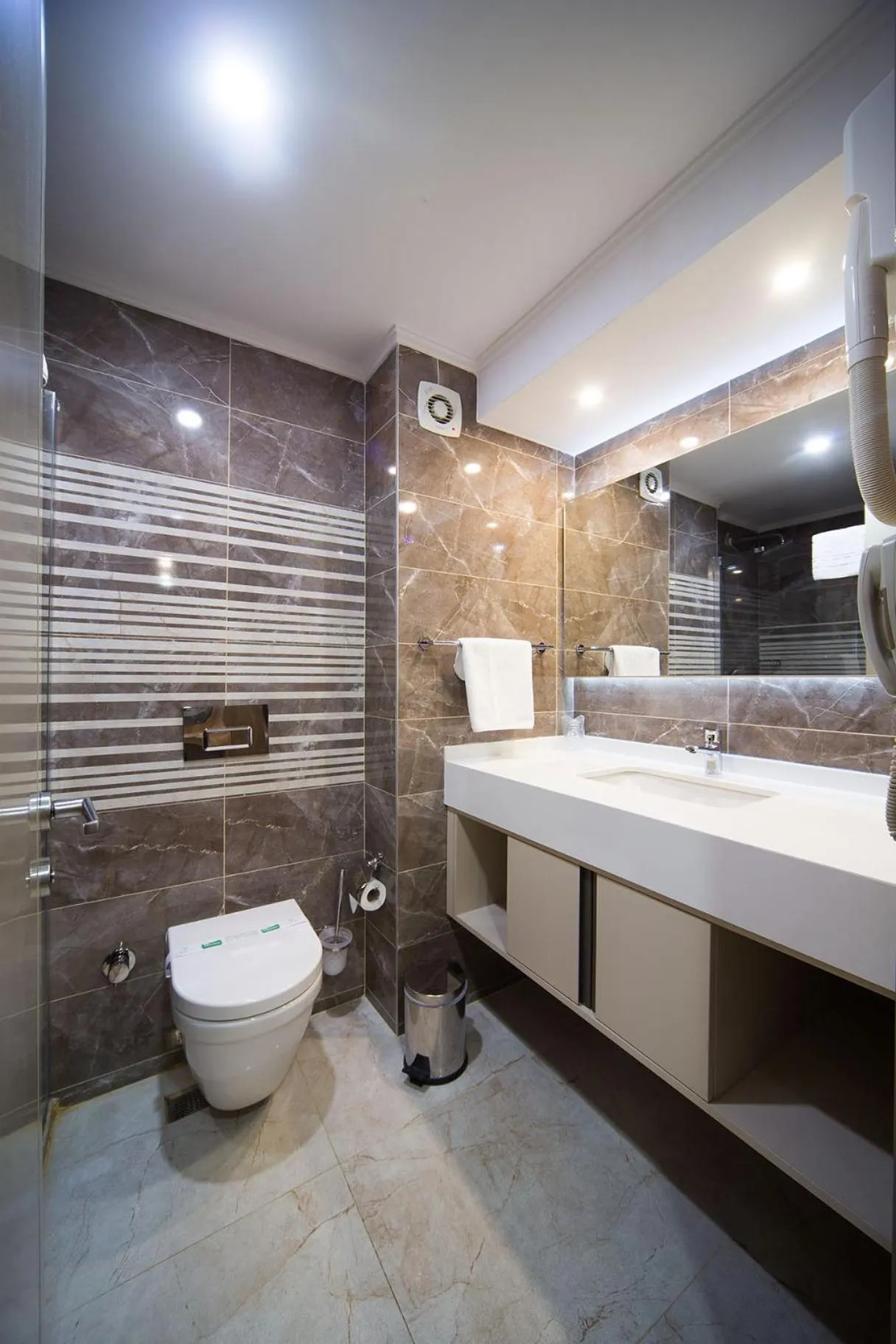 Bathroom in Spilos Hotel