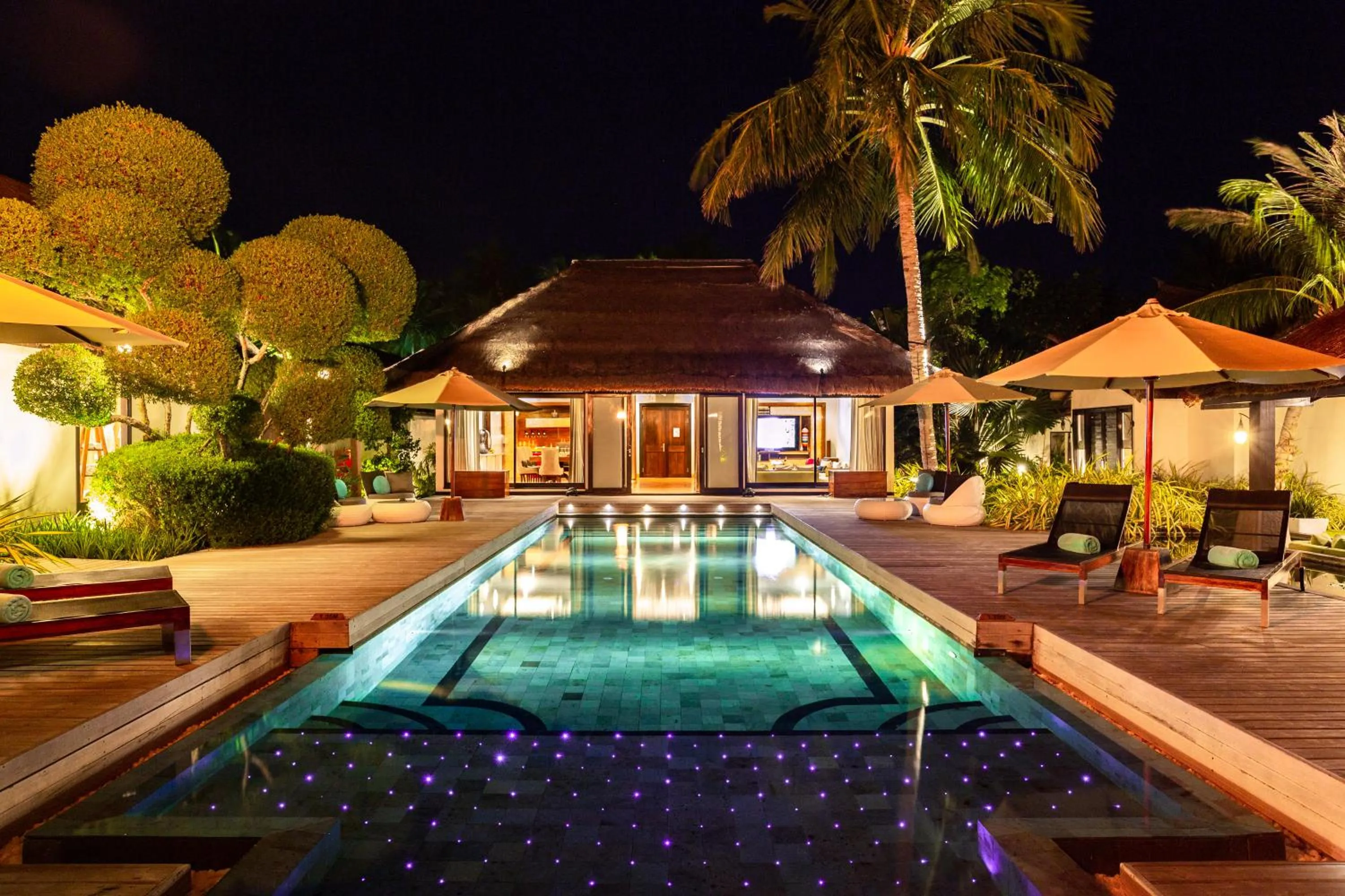 Patio in OZEN RESERVE BOLIFUSHI - Luxury All Inclusive with Free Transfers