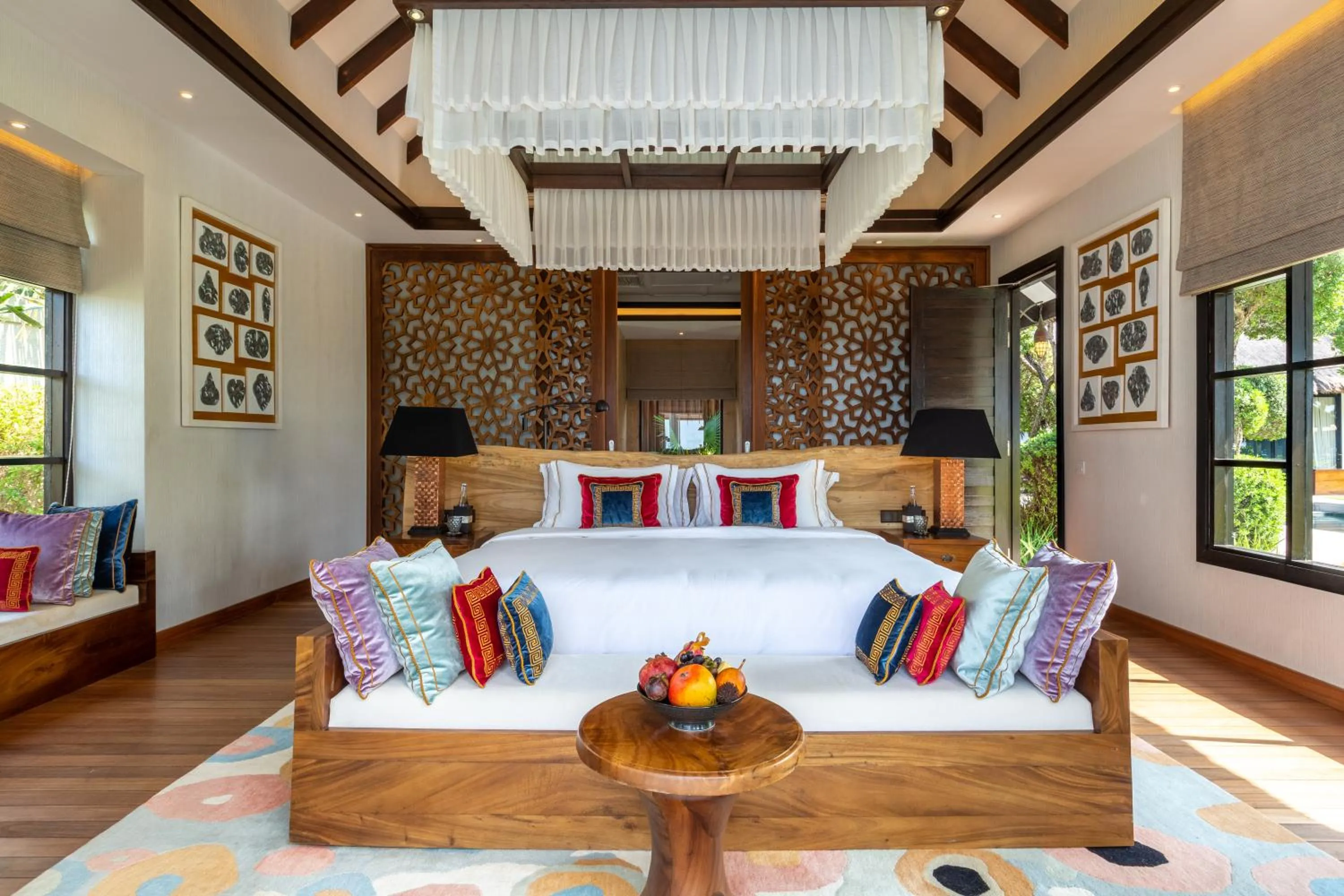 Bed in OZEN RESERVE BOLIFUSHI - Luxury All Inclusive with Free Transfers
