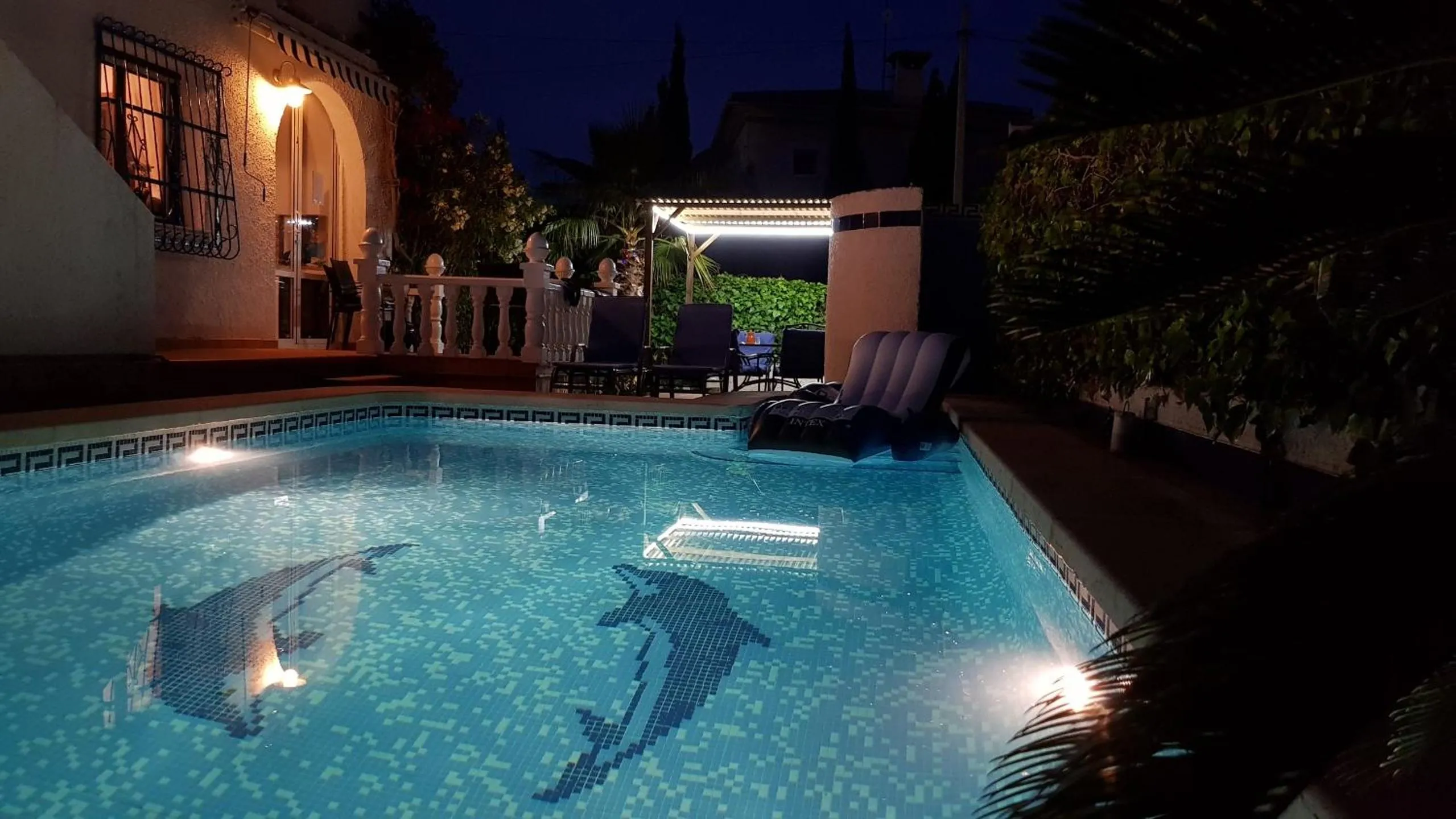 Swimming pool in Willa Tres Suertes