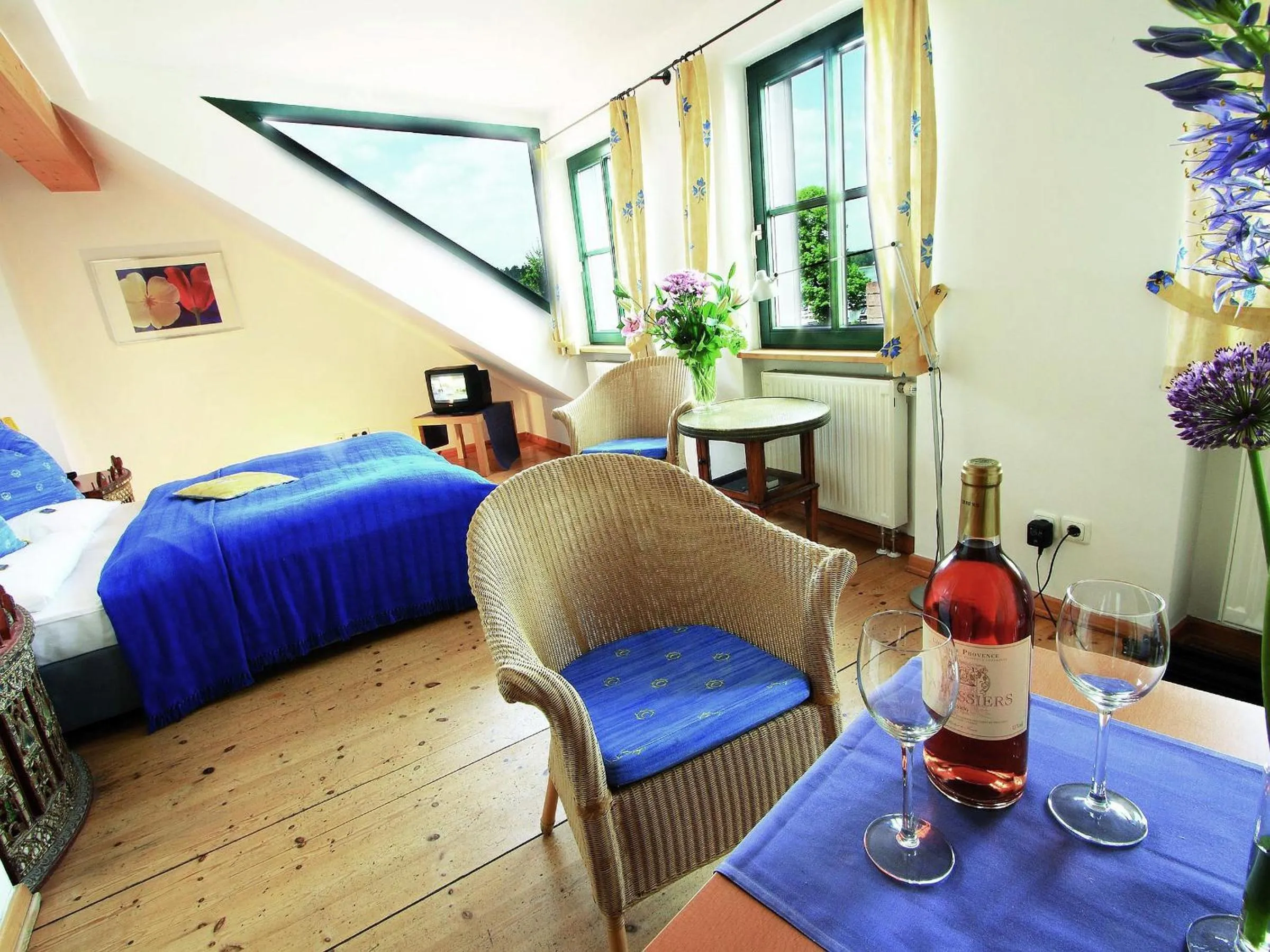 Photo of the whole room, Bed in Der Seehof Rheinsberg