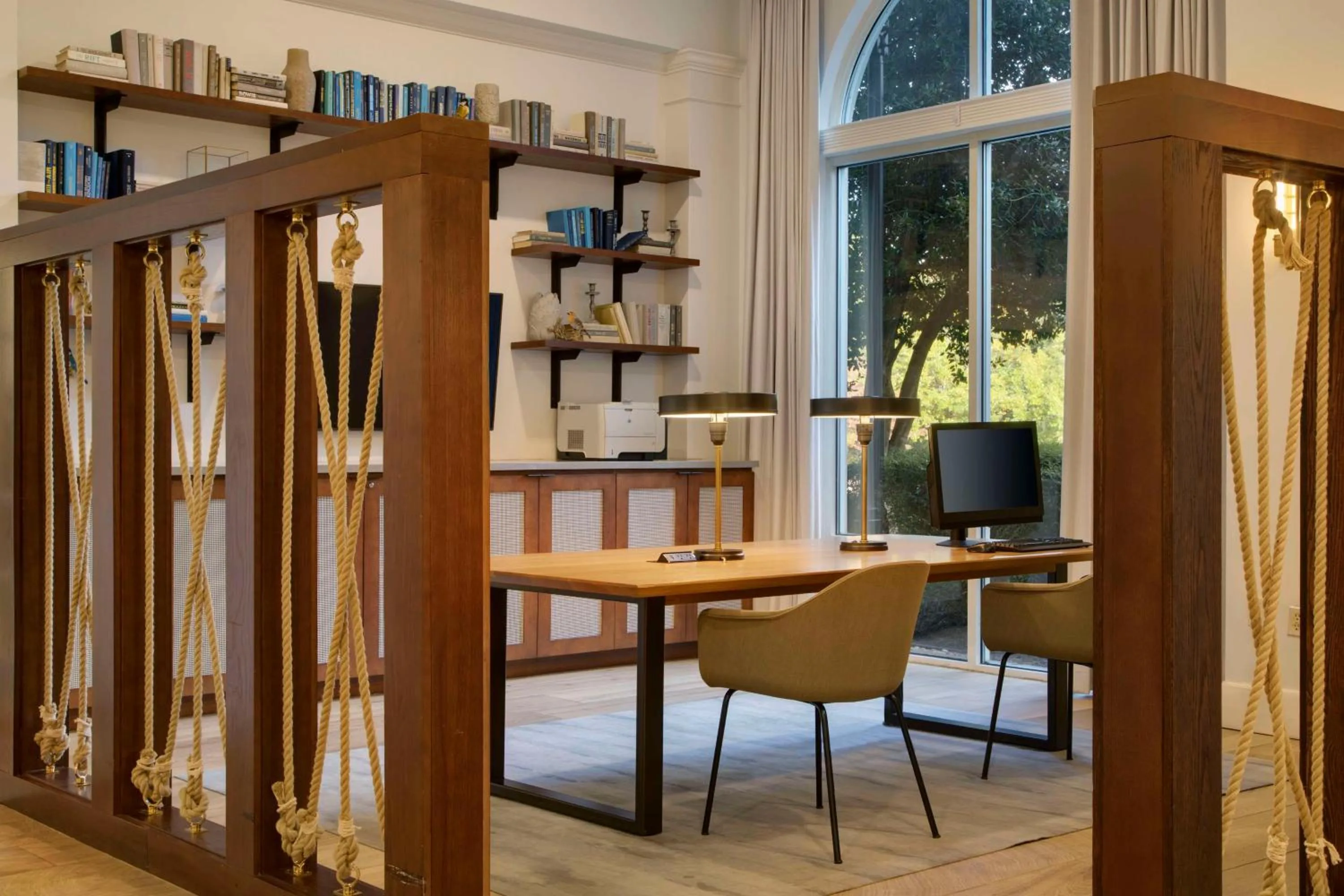 Business facilities in DoubleTree by Hilton Atlanta/Roswell - Alpharetta Area