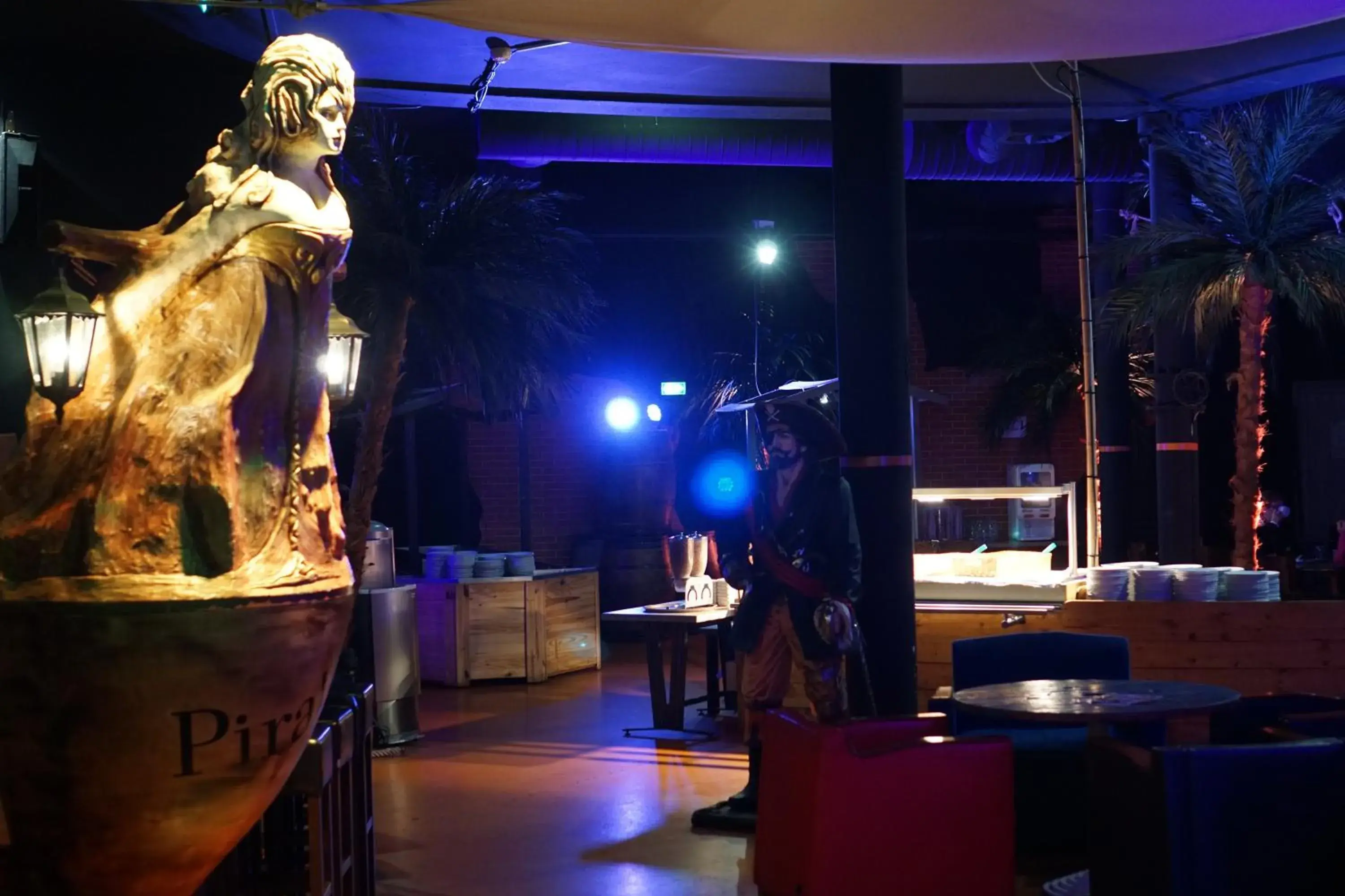 Restaurant/places to eat in Hôtel Du Parc - Pirates Restaurant/places to eat in Hôtel Du Parc - Pirates