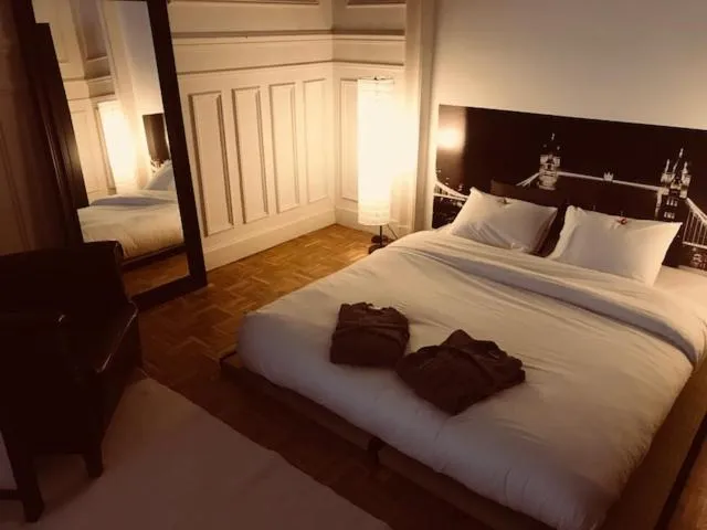 Bedroom, Bed in Chic Cocoon Guest House