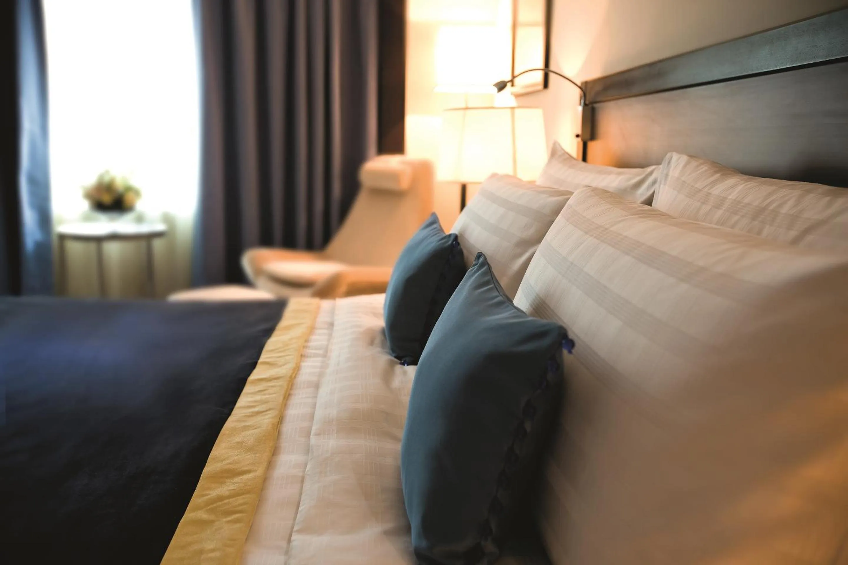 Bed in Avani Deira Dubai Hotel