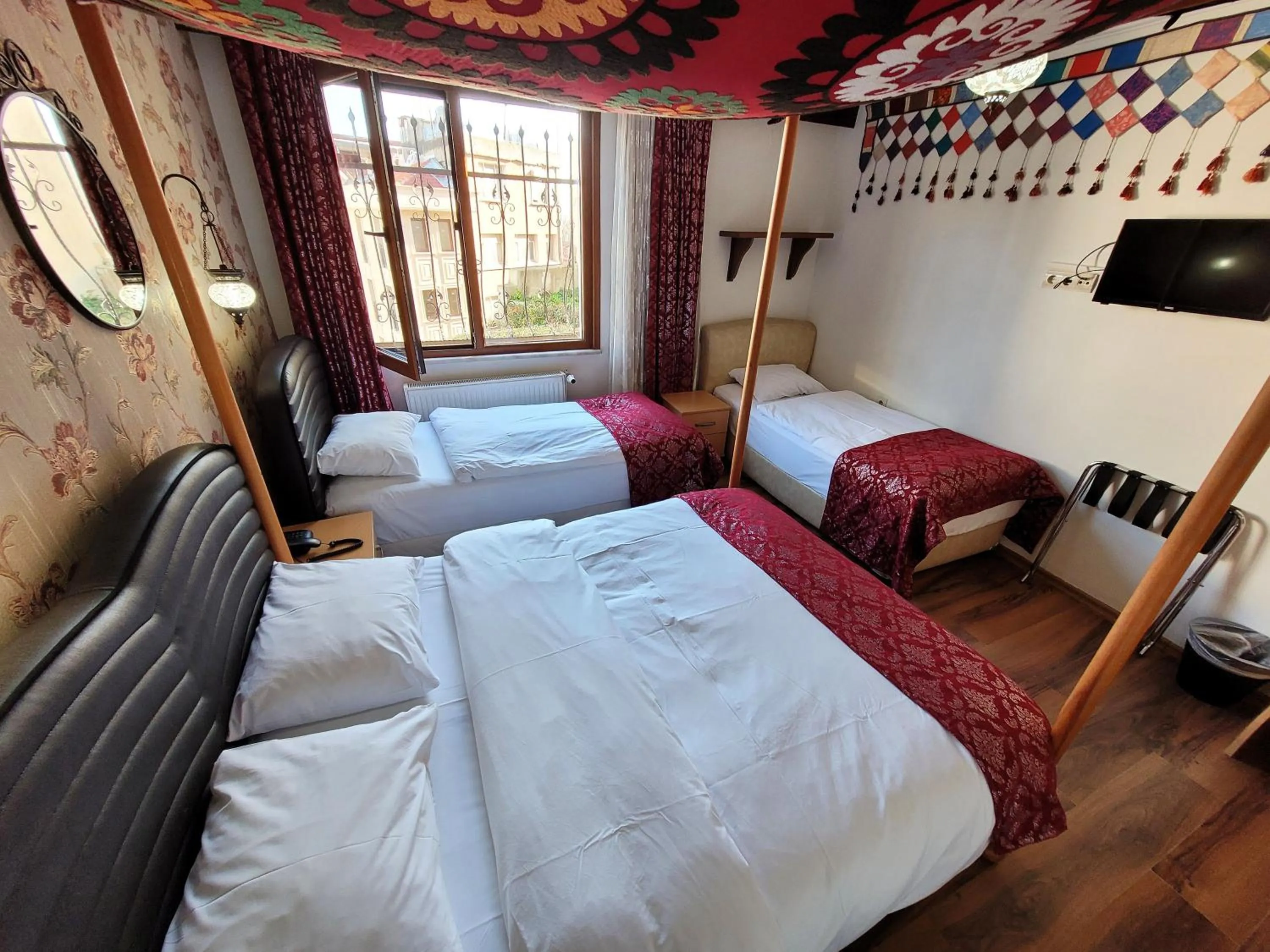 Photo of the whole room, Bed in Marmara Guesthouse