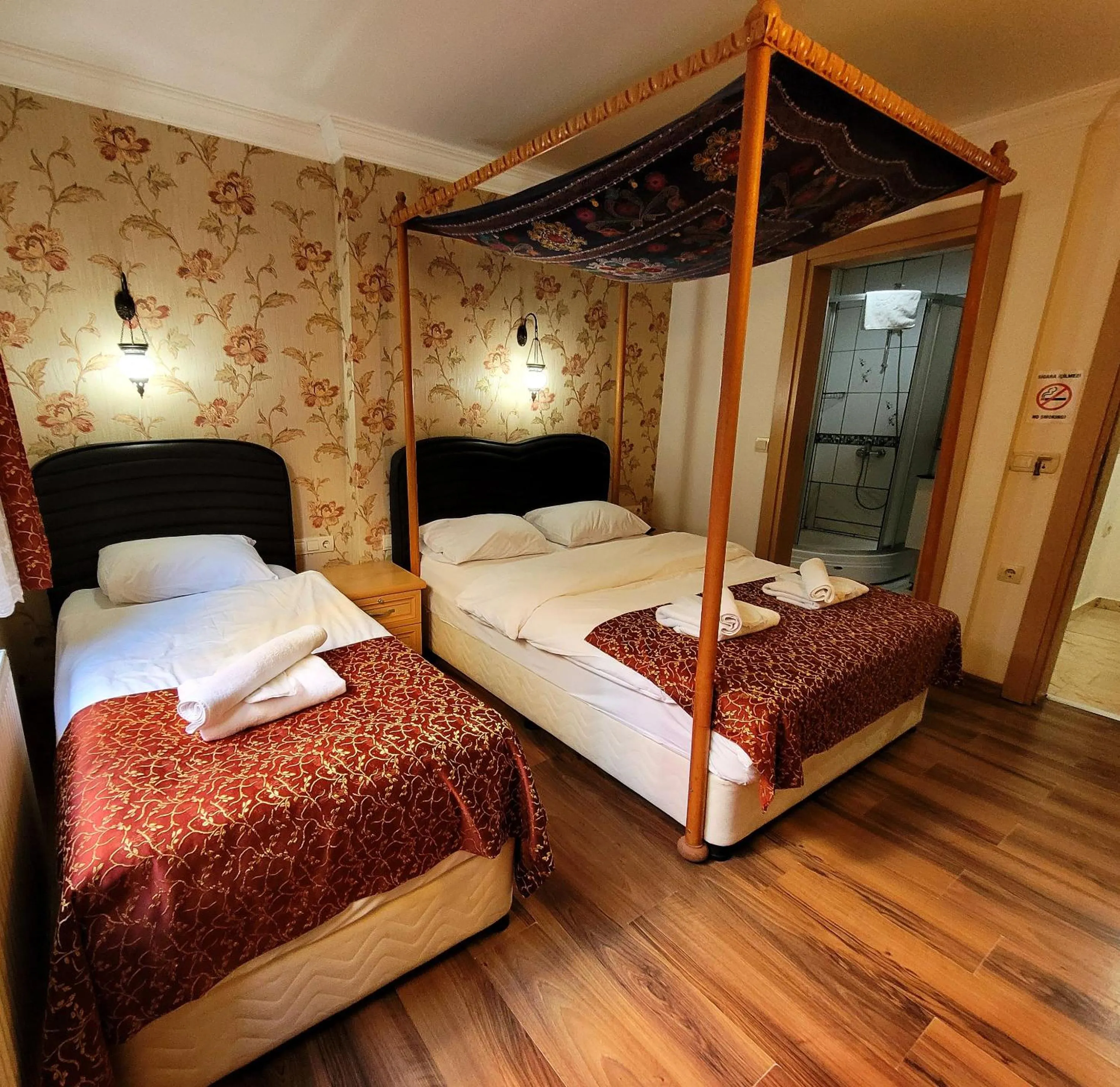 Bedroom, Bed in Marmara Guesthouse