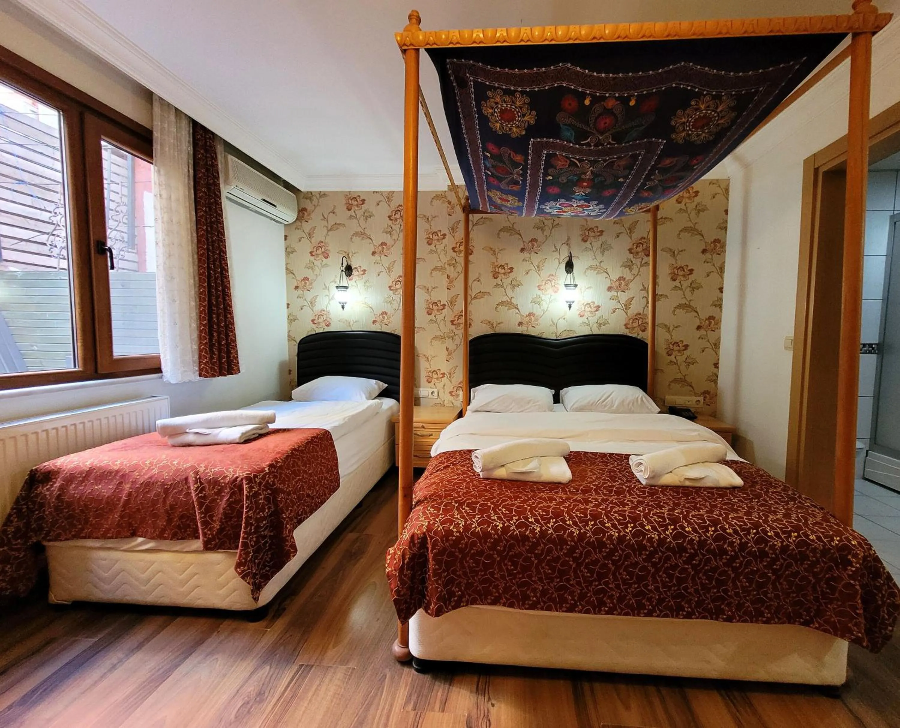 Bedroom, Bed in Marmara Guesthouse