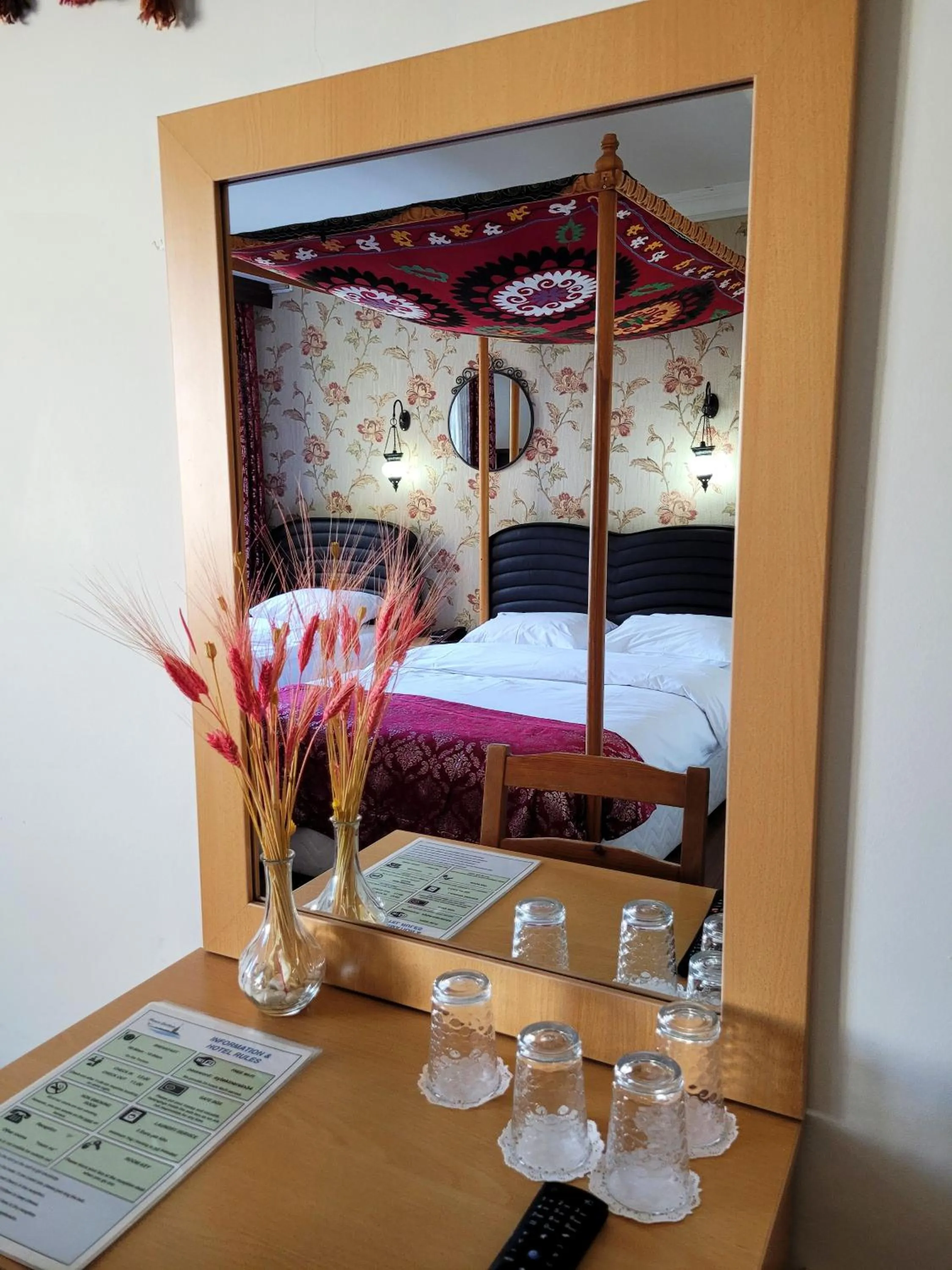 Bedroom, Bed in Marmara Guesthouse