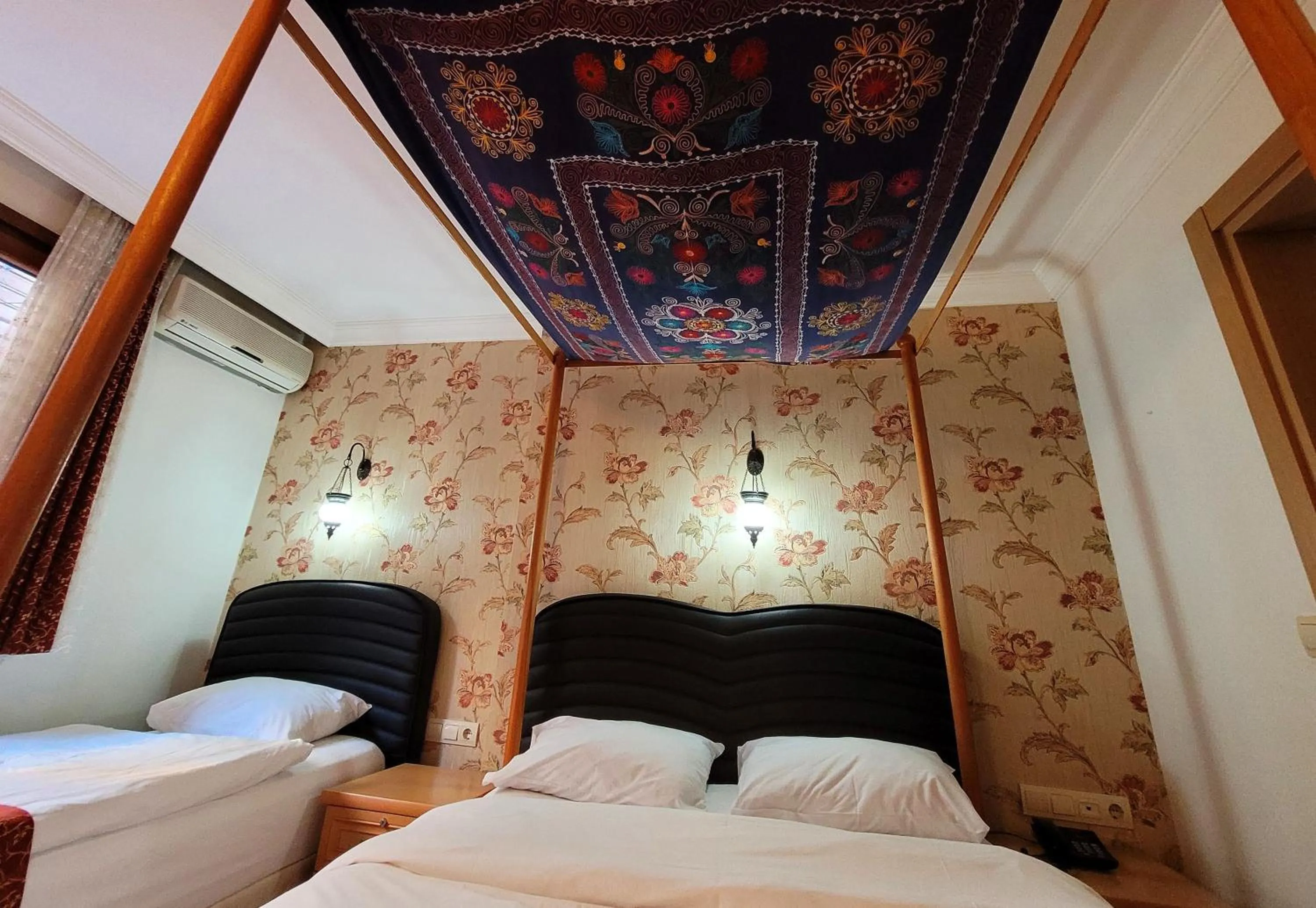 Bedroom, Bed in Marmara Guesthouse