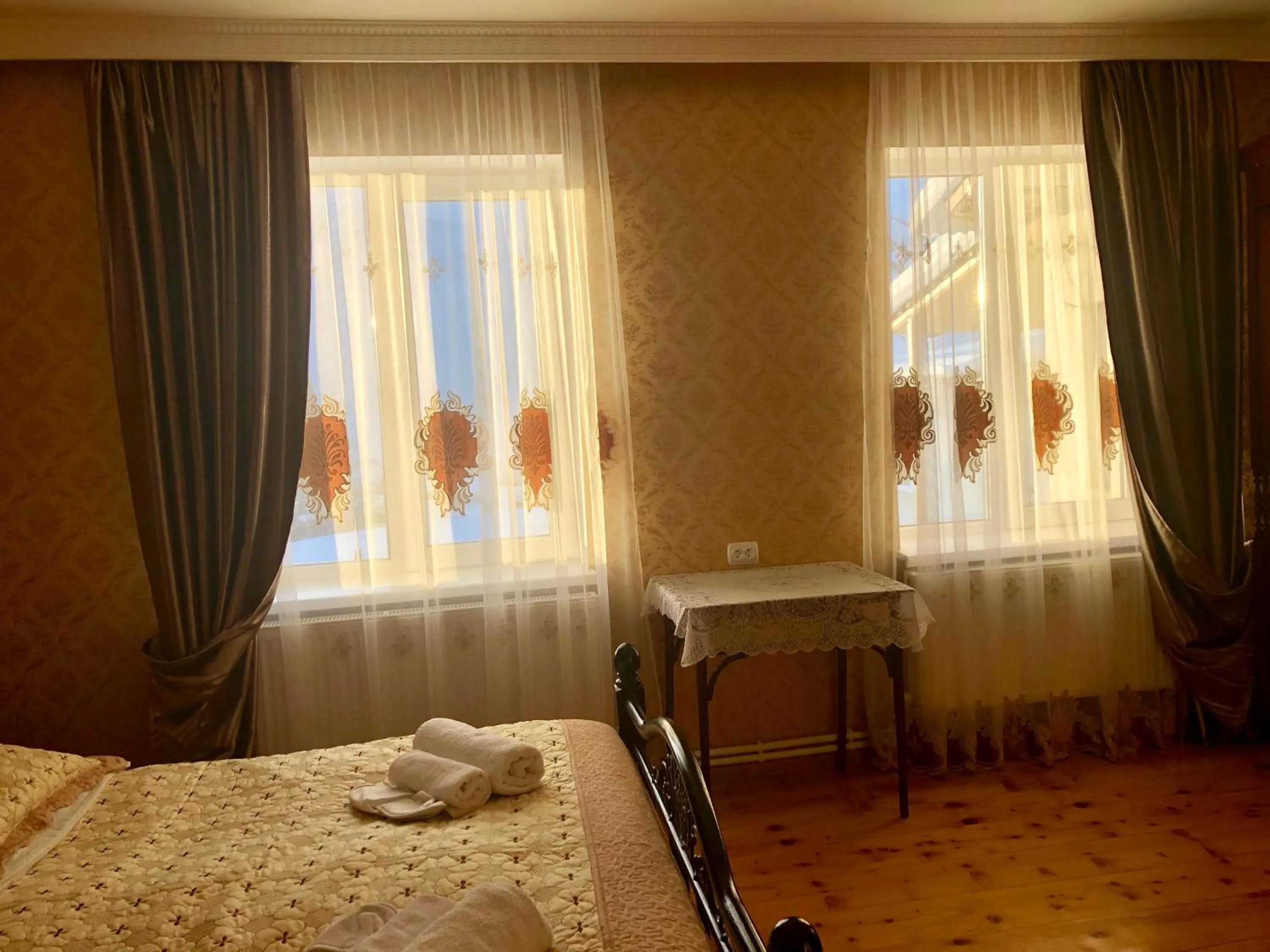 Bed in Guest House Elguja Qushashvili