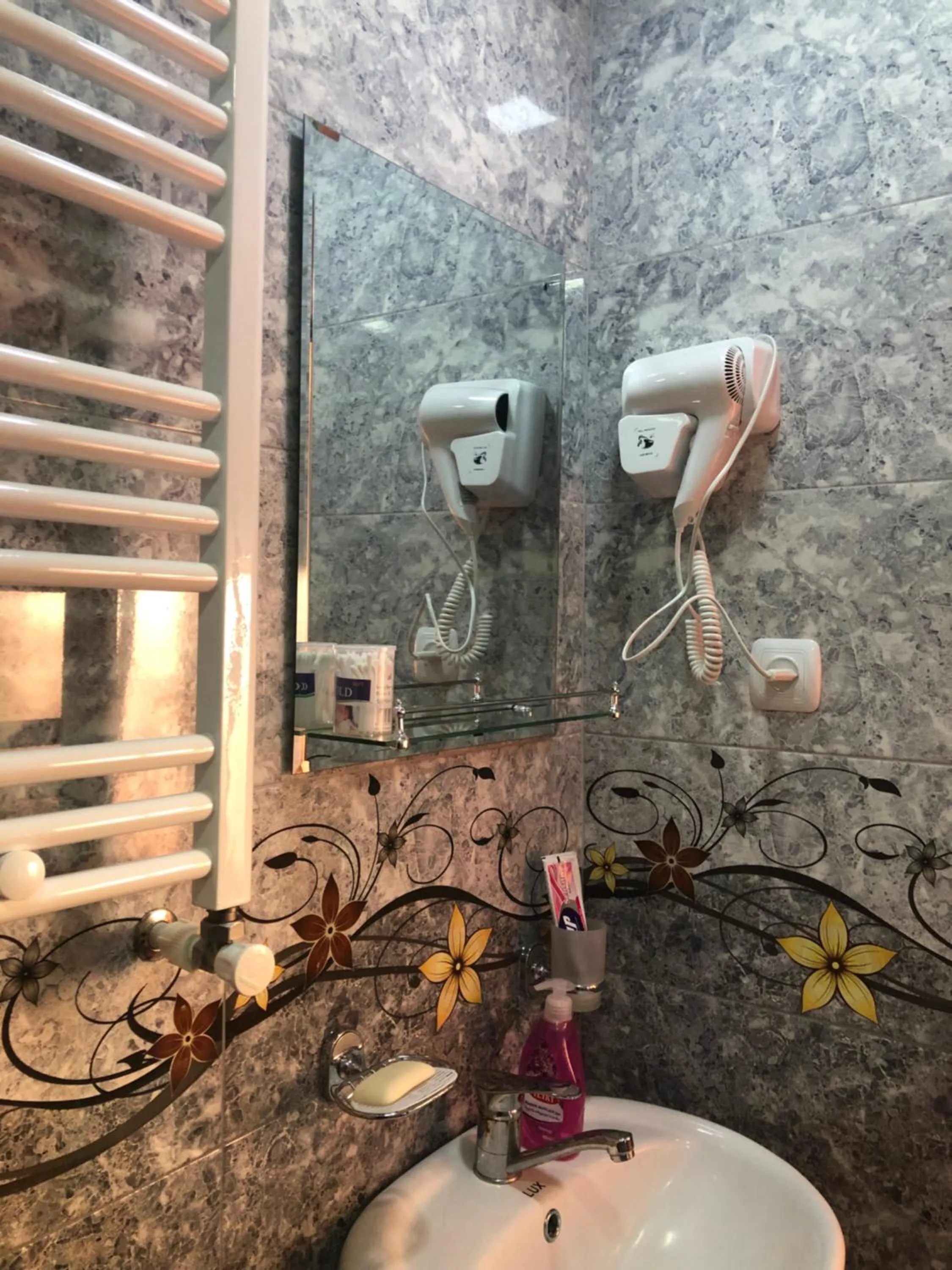 Guest House Elguja Qushashvili