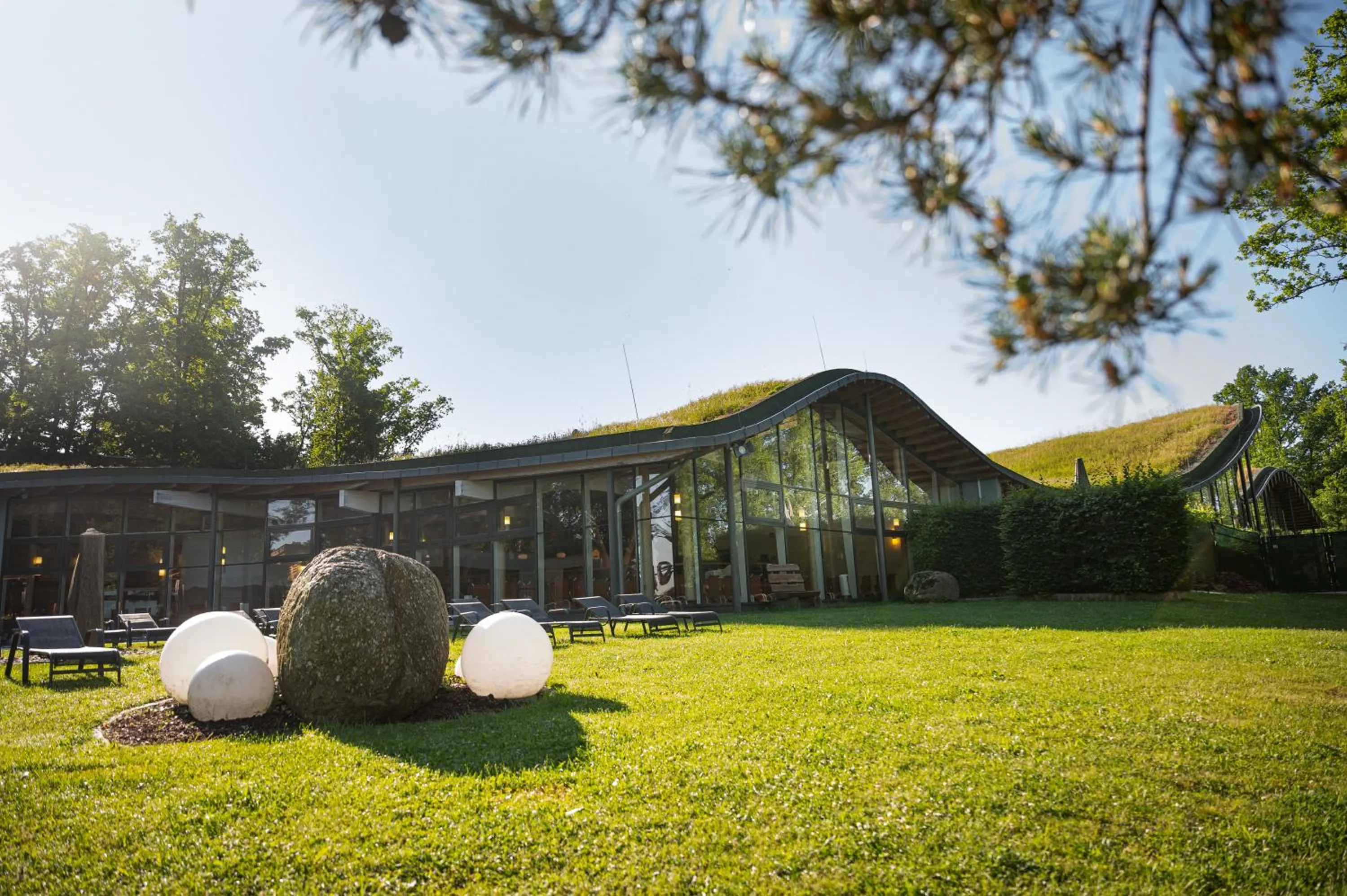 Property building in Hotel Sole Felsen Welt