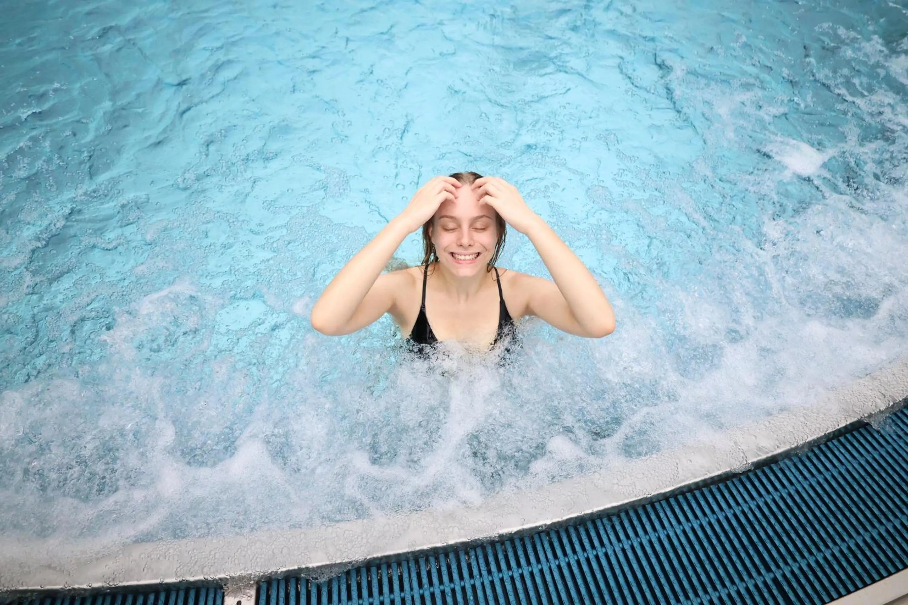 Swimming pool in Hotel Sole Felsen Welt