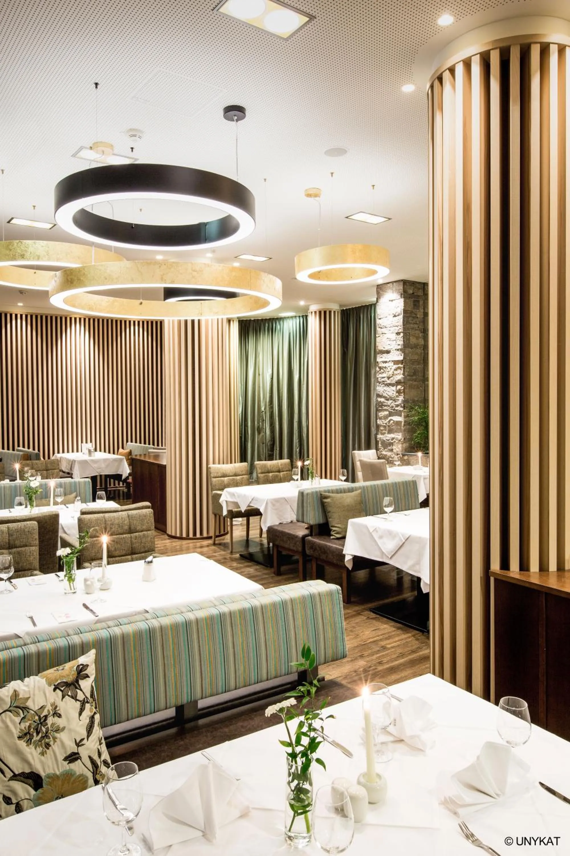 Restaurant/places to eat, Bed in Hotel Sole Felsen Welt