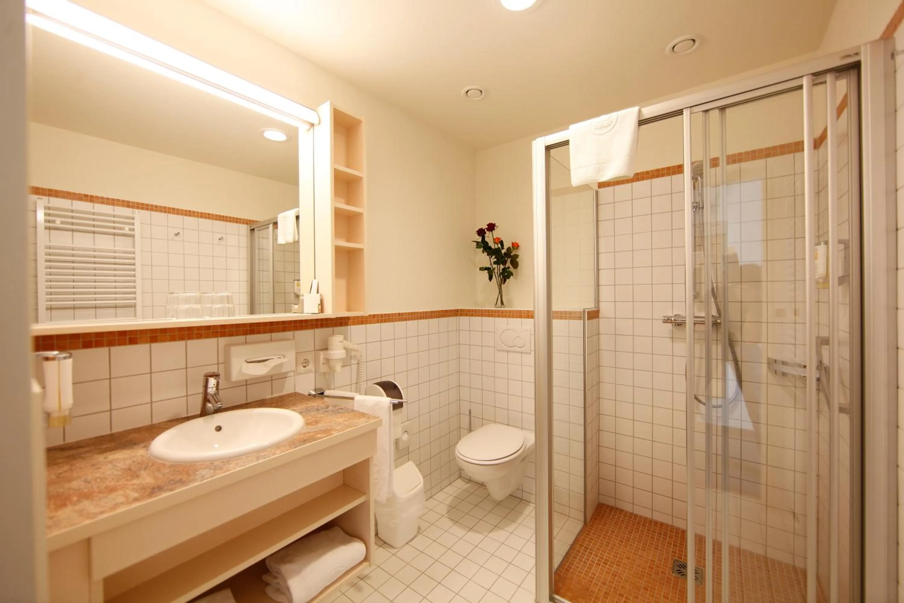 Bathroom in Hotel Sole Felsen Welt