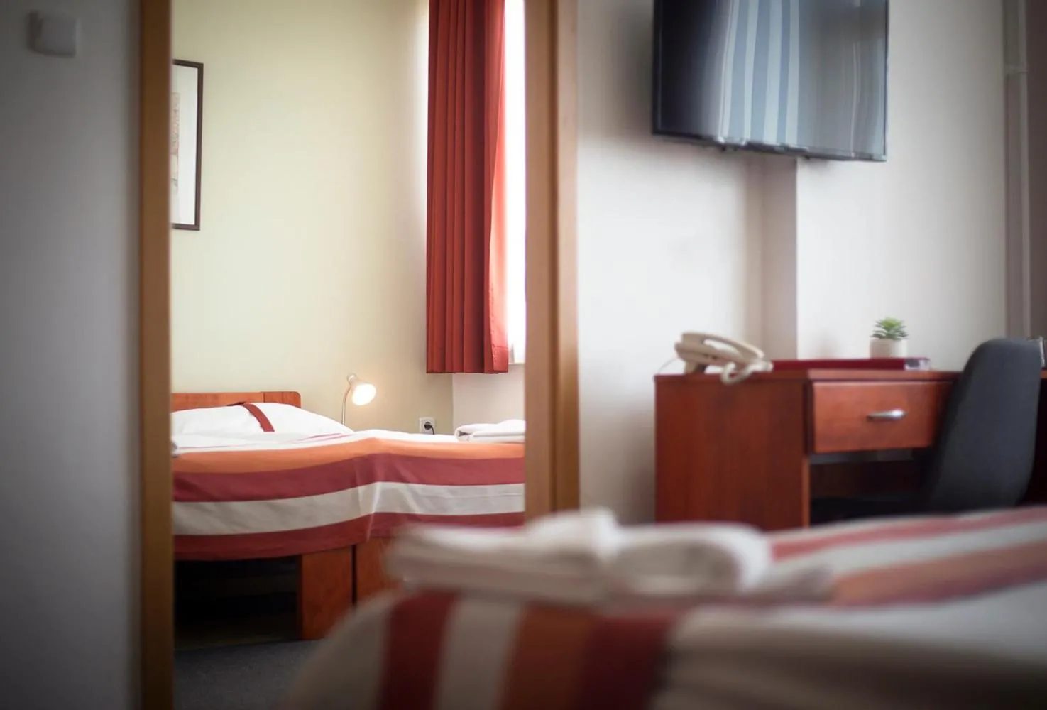 Bed in Fordan Hotel Pécs
