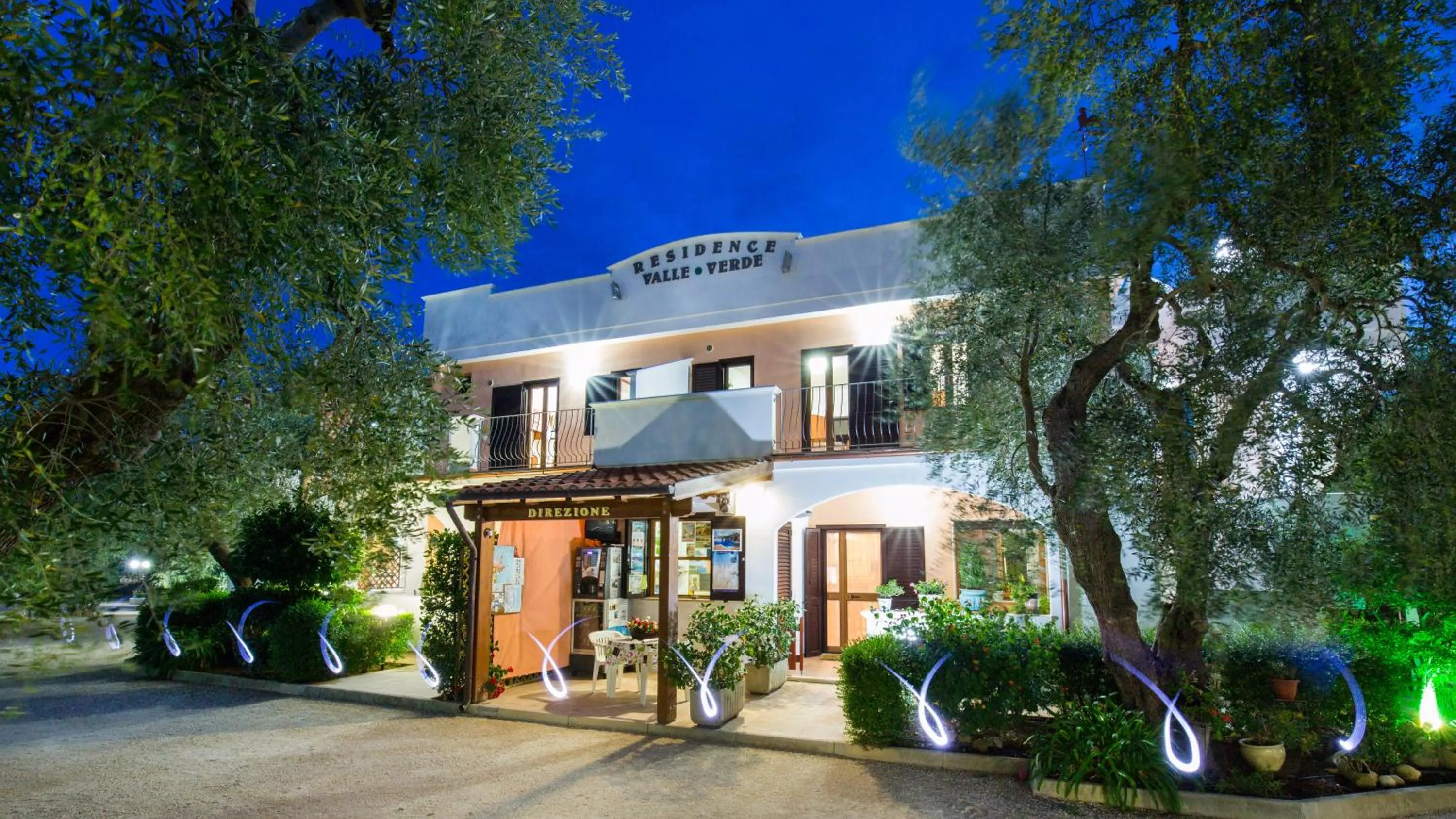 Property building in Residence Valleverde