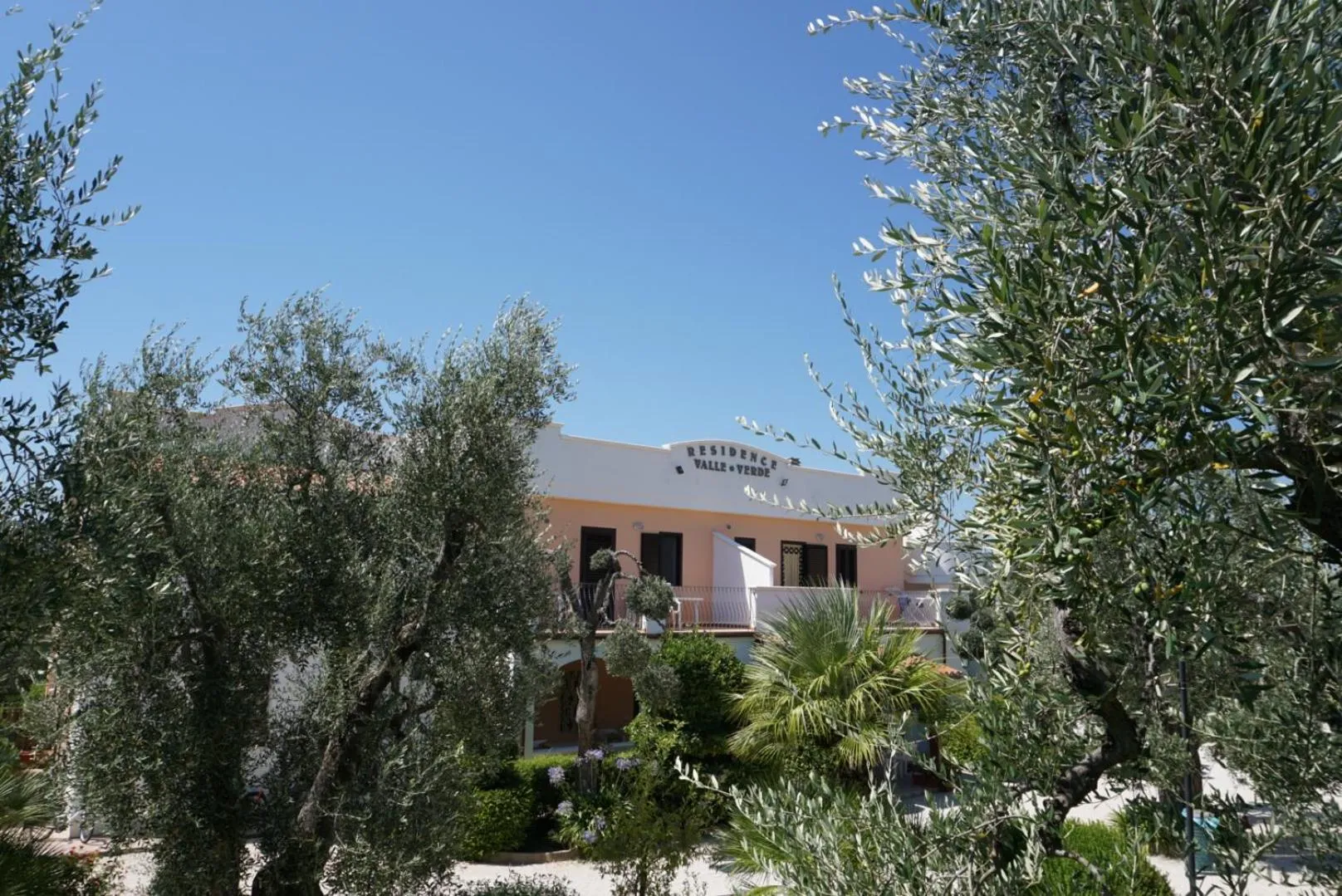 Property building in Residence Valleverde