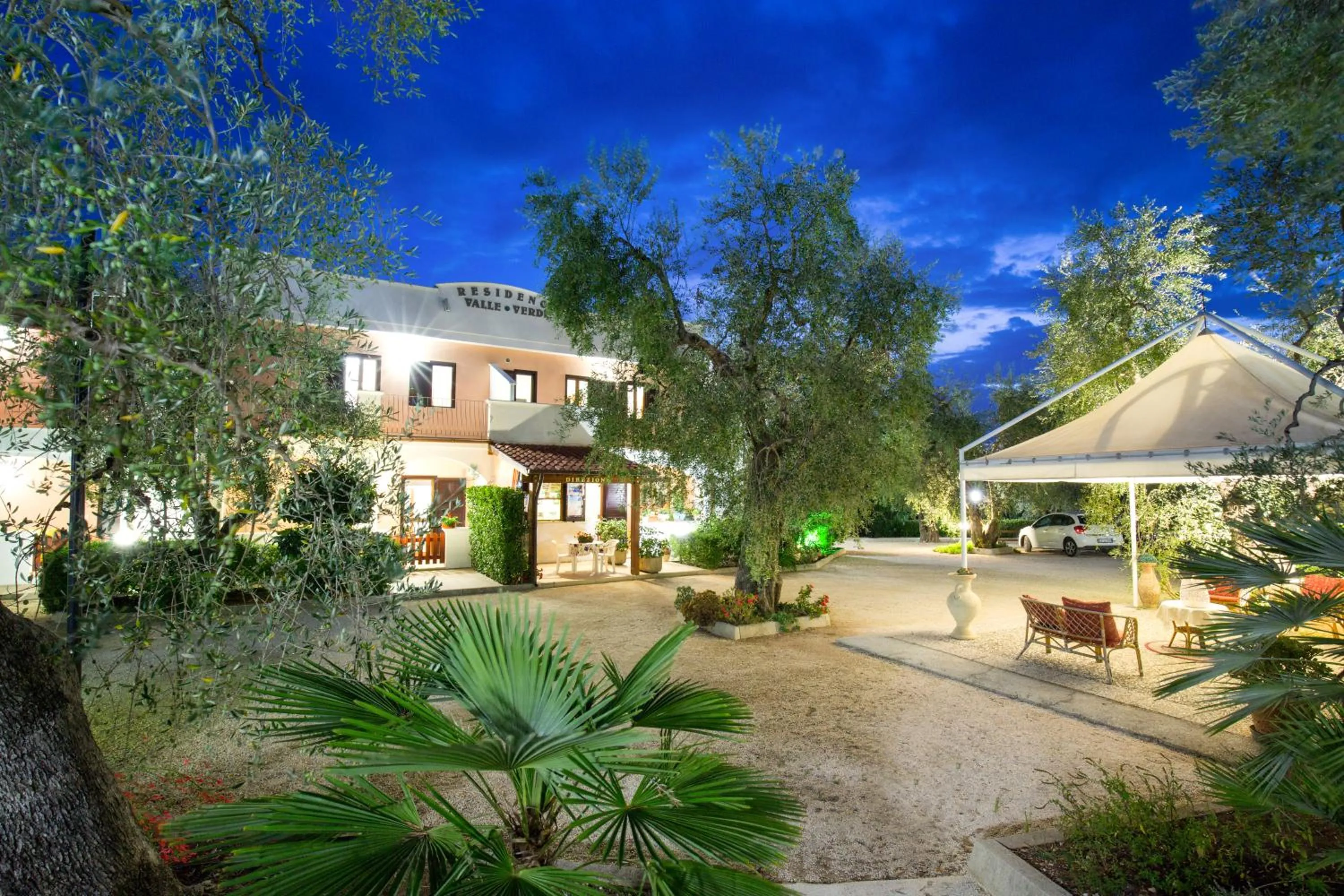 Property building in Residence Valleverde