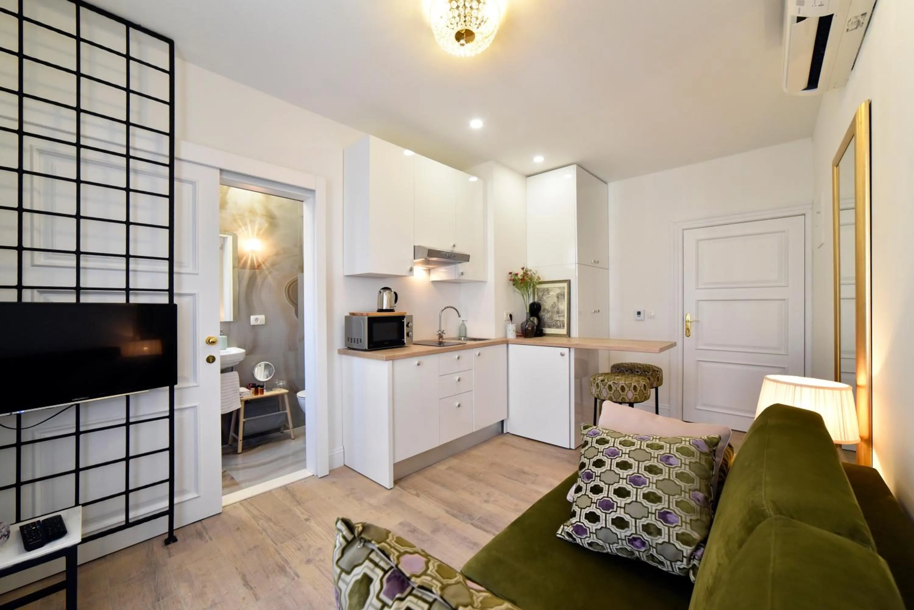 Kitchen or kitchenette in Manduša Heritage Apartments