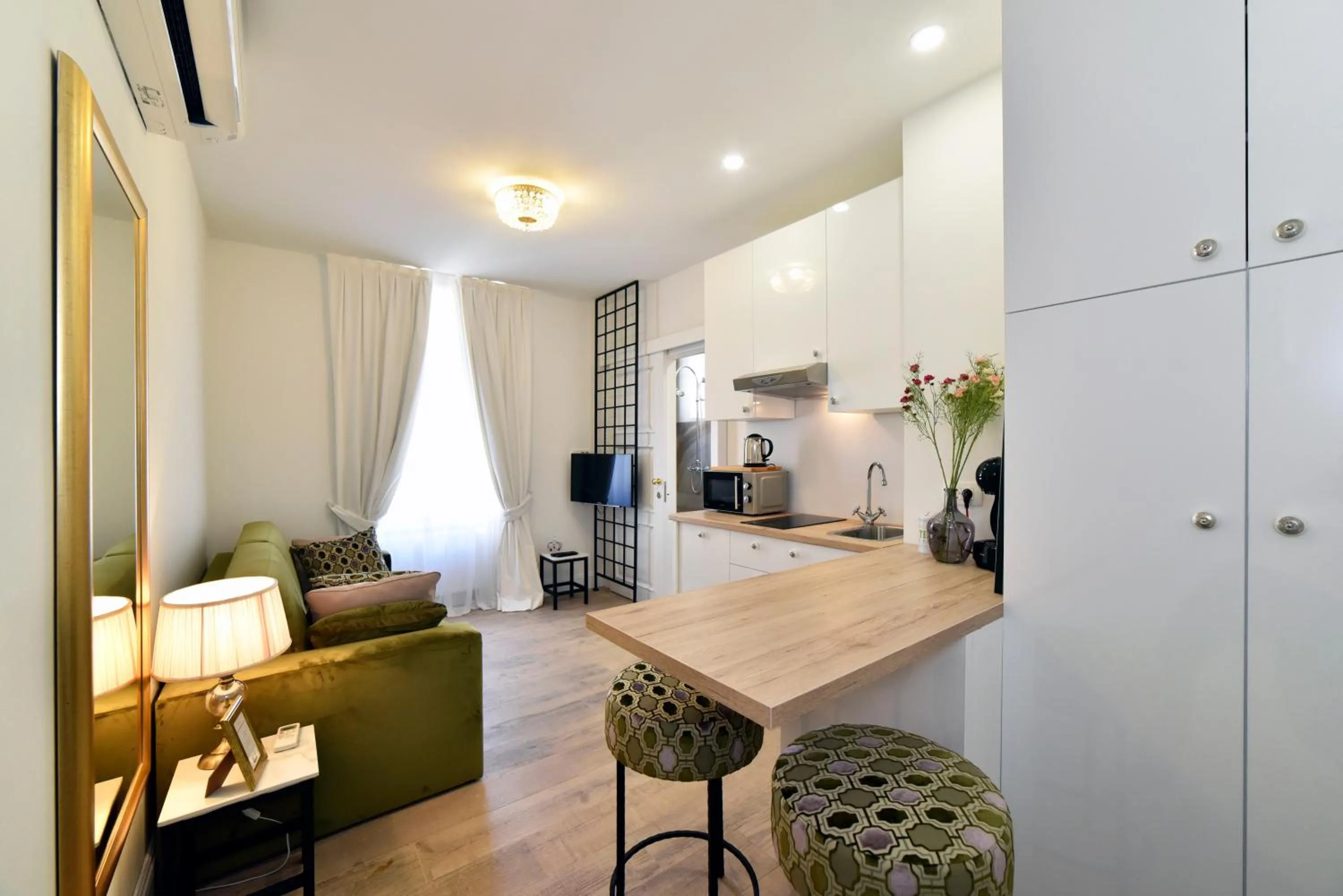 Coffee/tea facilities in Manduša Heritage Apartments