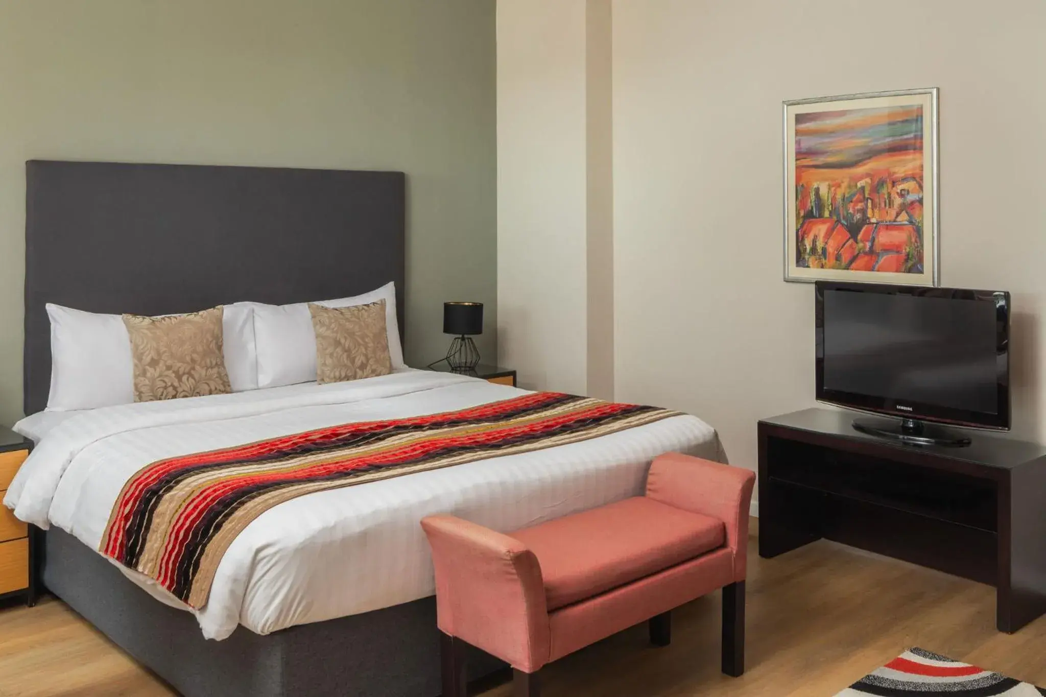 Bed in Escala Hotel & Suites Bed in Escala Hotel & Suites