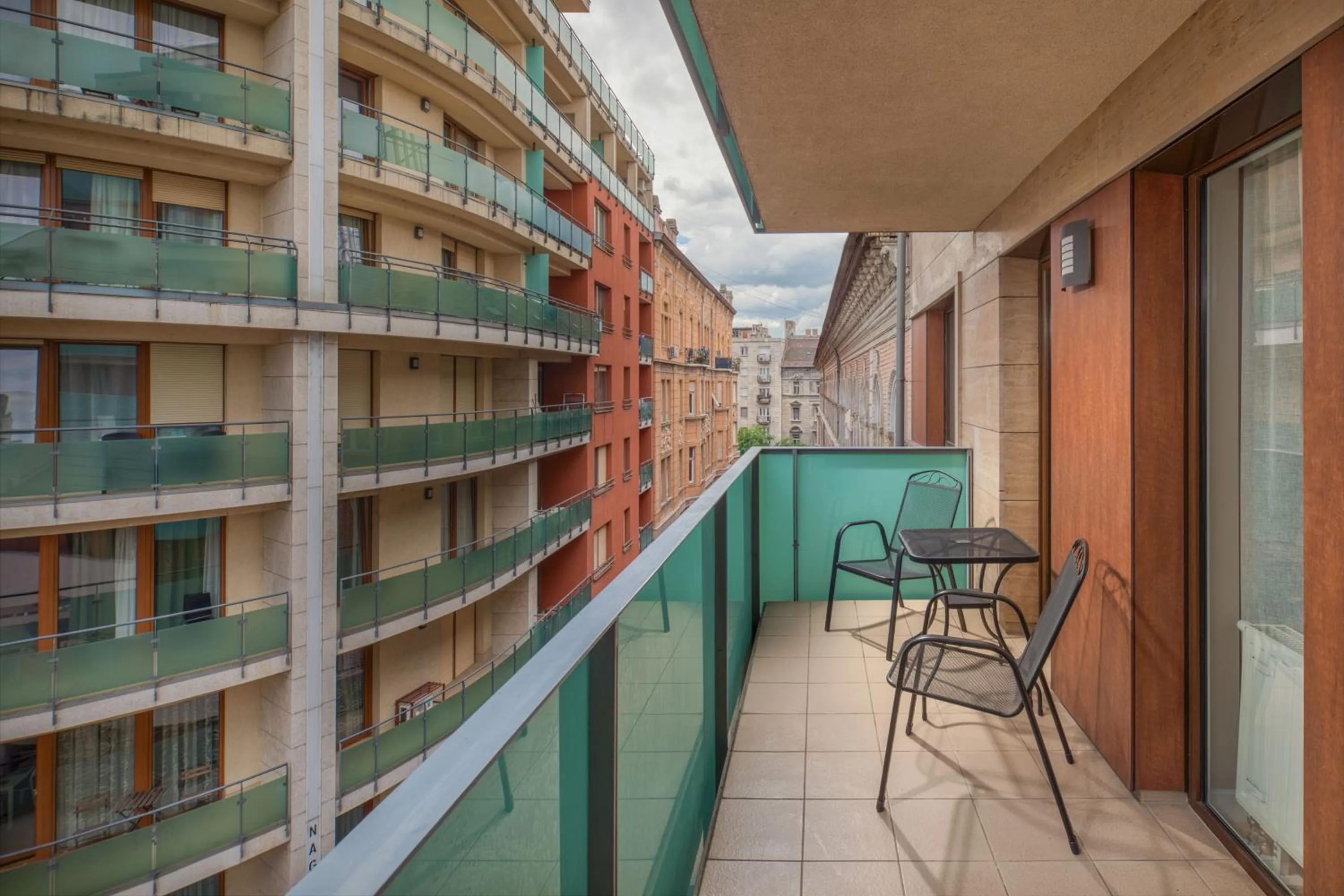 Balcony/Terrace in Escala Hotel & Suites