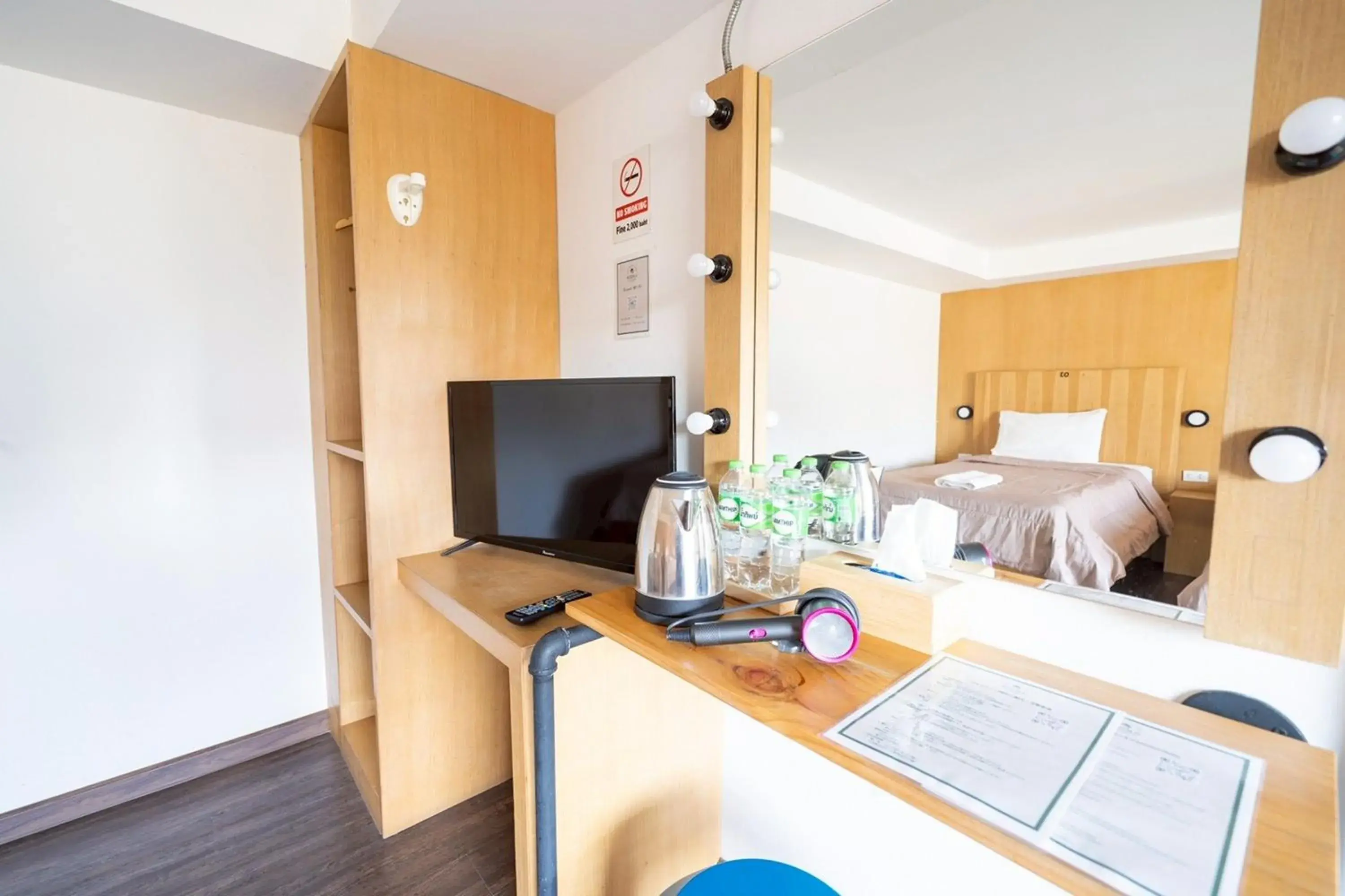 Bed in Koenji Guest House & Bar Chiang Mai Bed in Koenji Guest House & Bar Chiang Mai