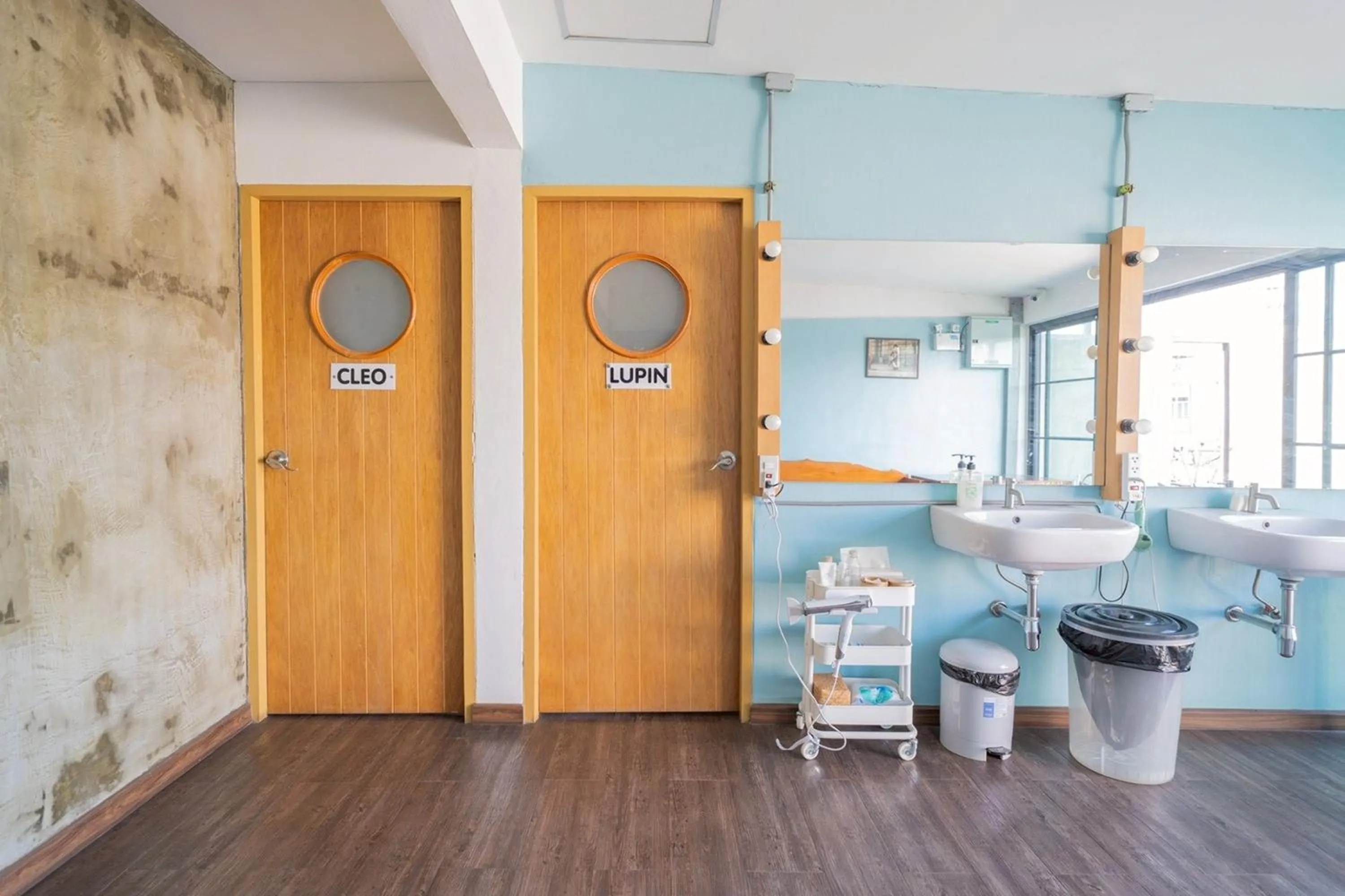 Bathroom in Koenji Guest House & Bar Chiang Mai