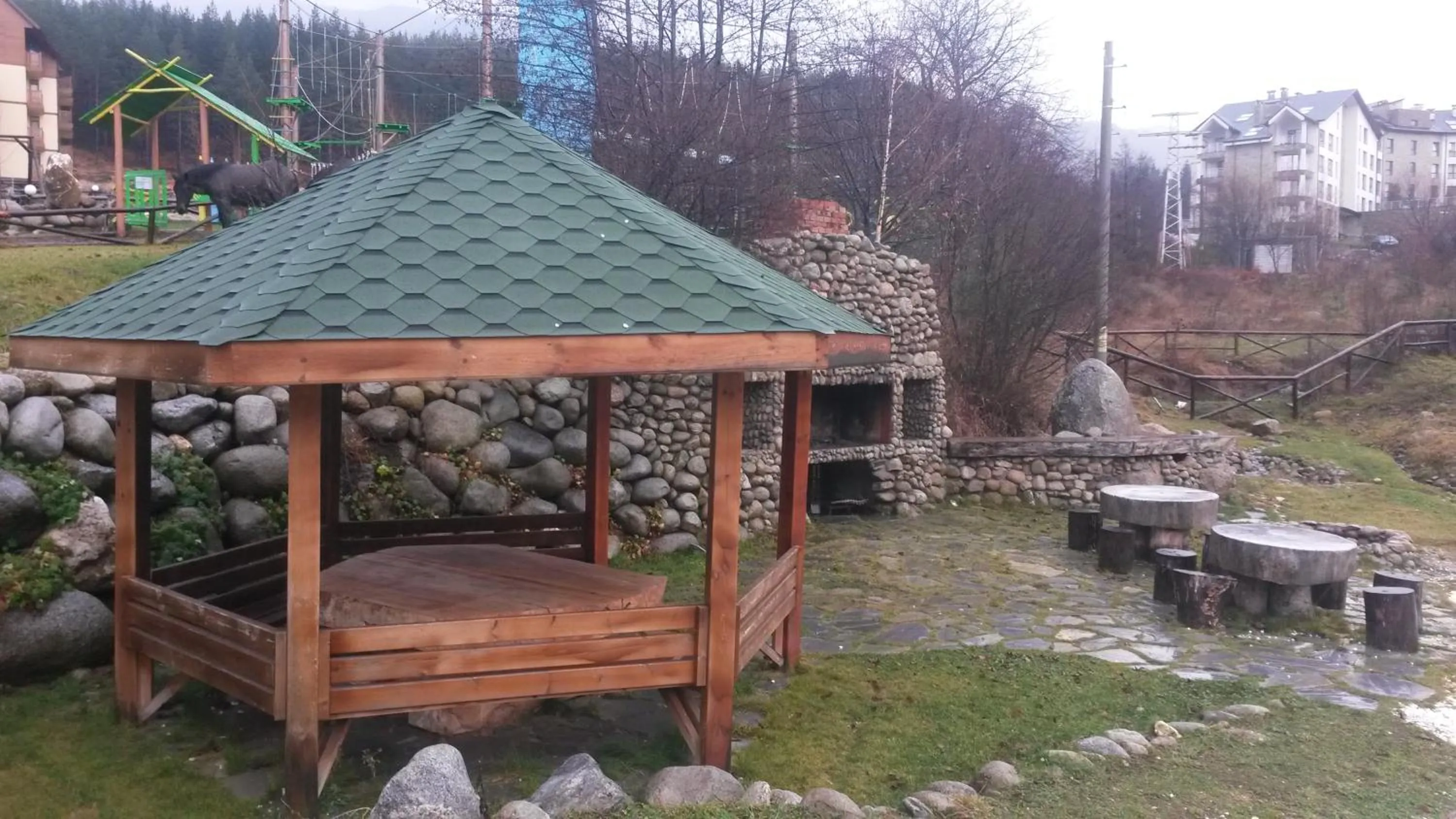 BBQ facilities in Paradiso Verde (Green Life)