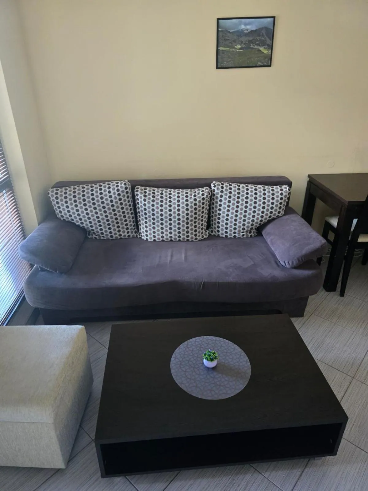 Communal lounge/ TV room in Paradiso Verde (Green Life)
