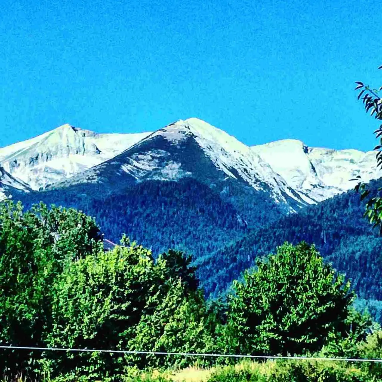 Mountain view in Paradiso Verde (Green Life)